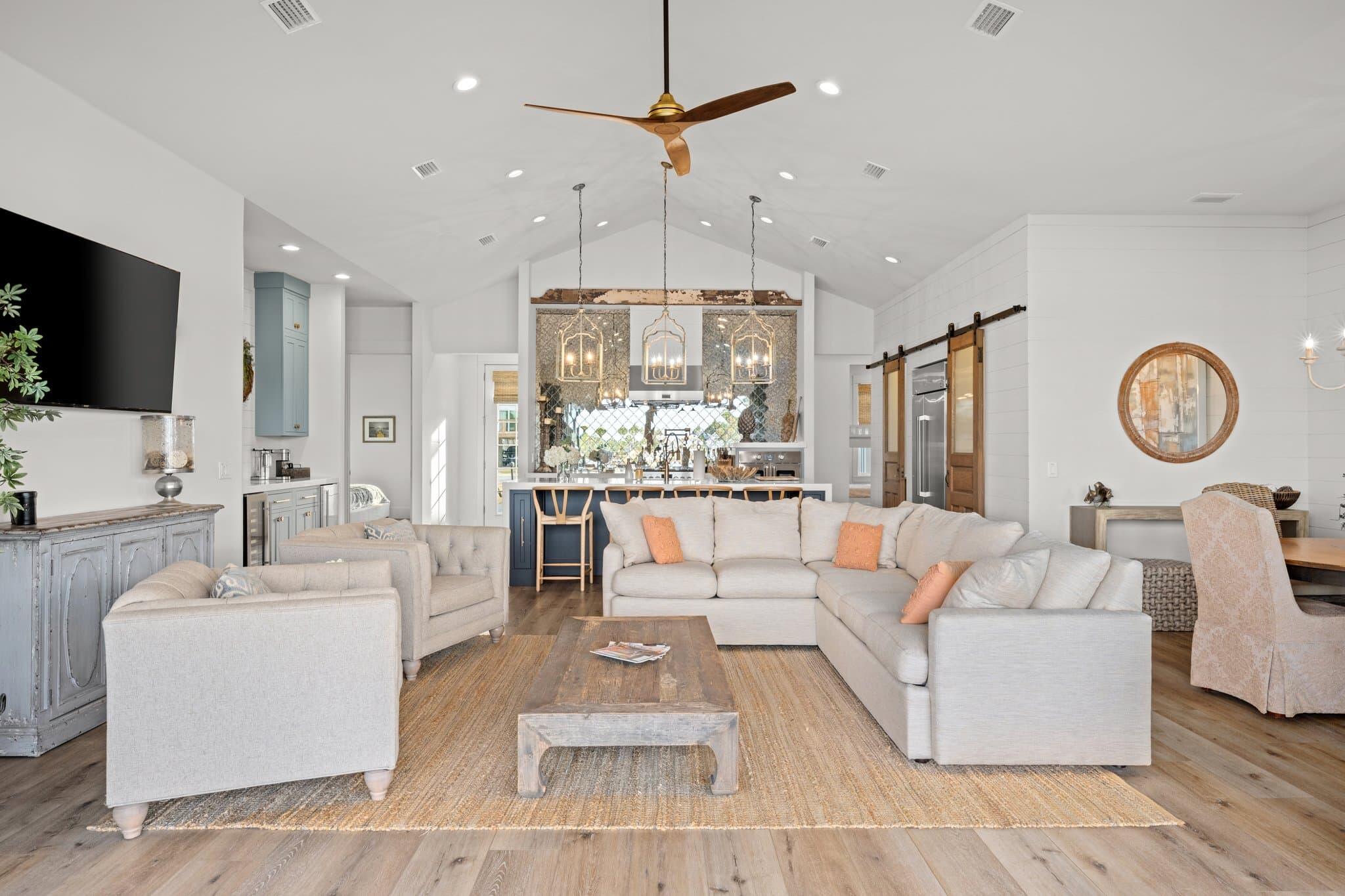 HOLIDAY BEACH UNIT 01 - Residential