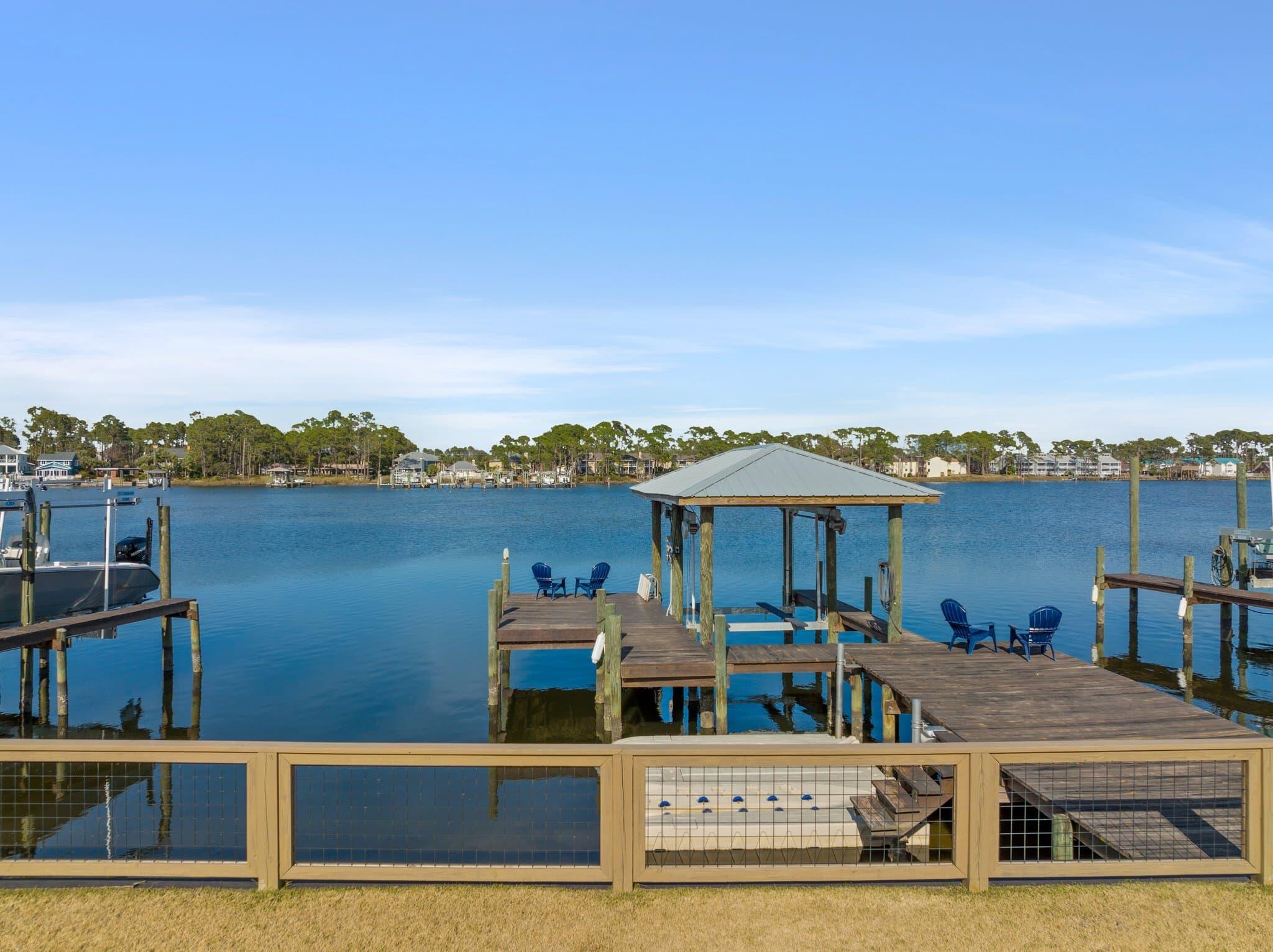 HOLIDAY BEACH UNIT 01 - Residential