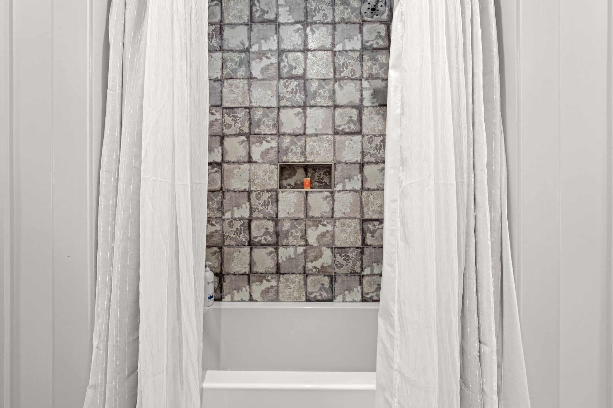 HOLIDAY BEACH UNIT 01 - Residential