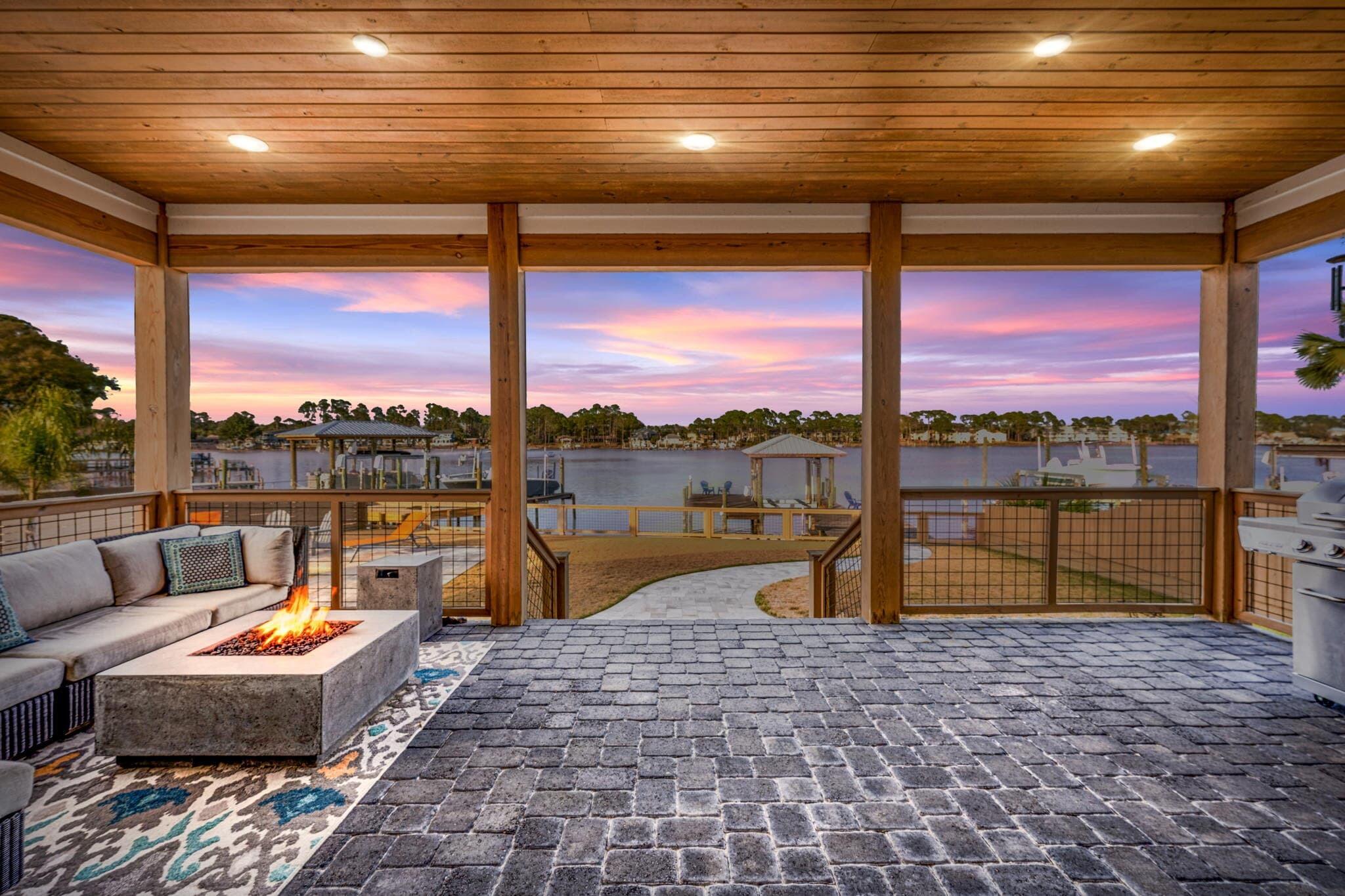 HOLIDAY BEACH UNIT 01 - Residential