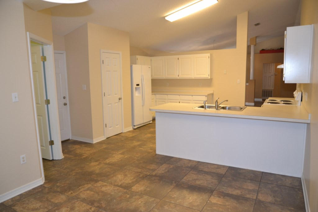 CORONADO VILLAGE PH 4 - Residential