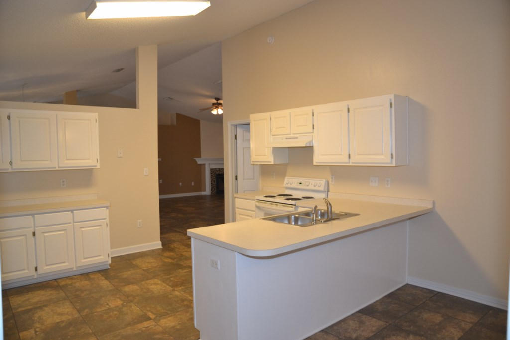 CORONADO VILLAGE PH 4 - Residential