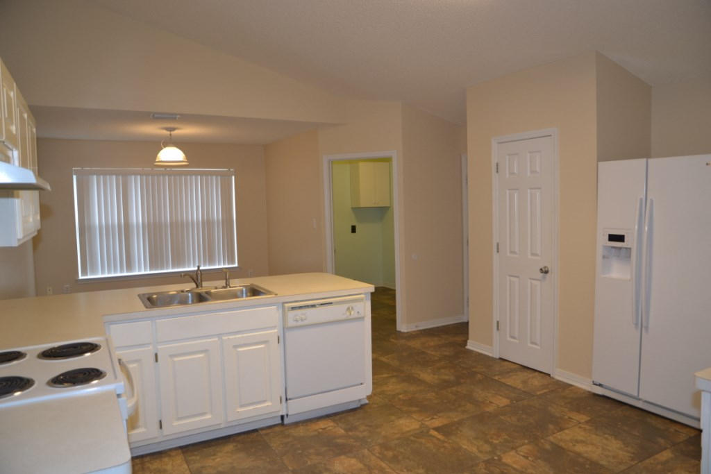 CORONADO VILLAGE PH 4 - Residential