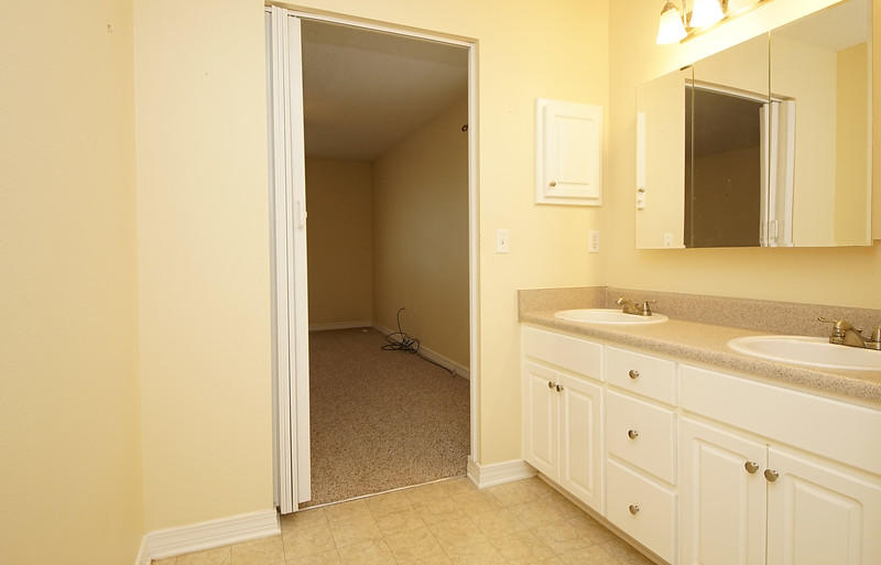 EMERALD VILLAGE S/D - Residential