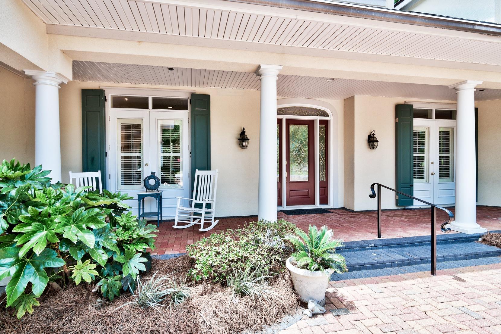 BAYTOWNE AVE EAST - Residential