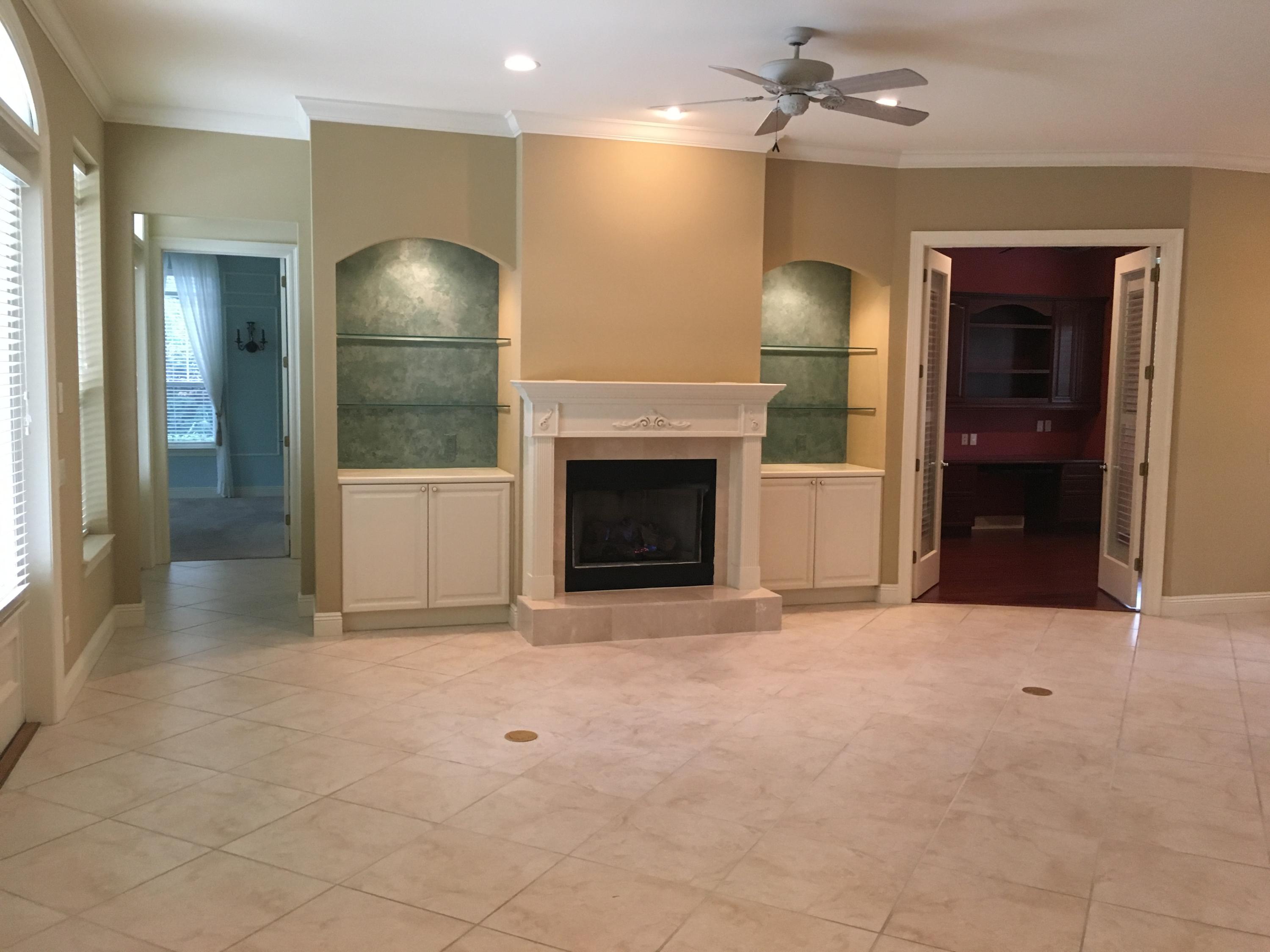 BAYTOWNE AVE EAST - Residential