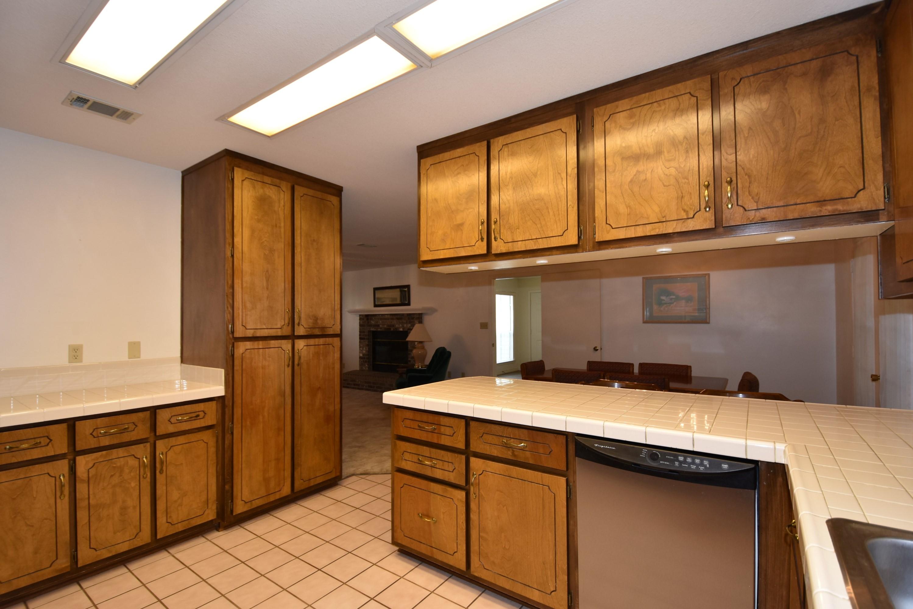 LAN-CO-I - Residential