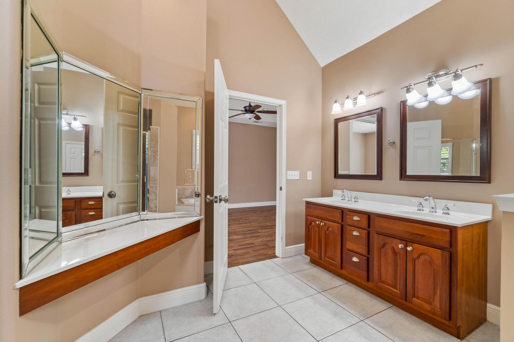 SAVANNAH PLANTATION - Residential