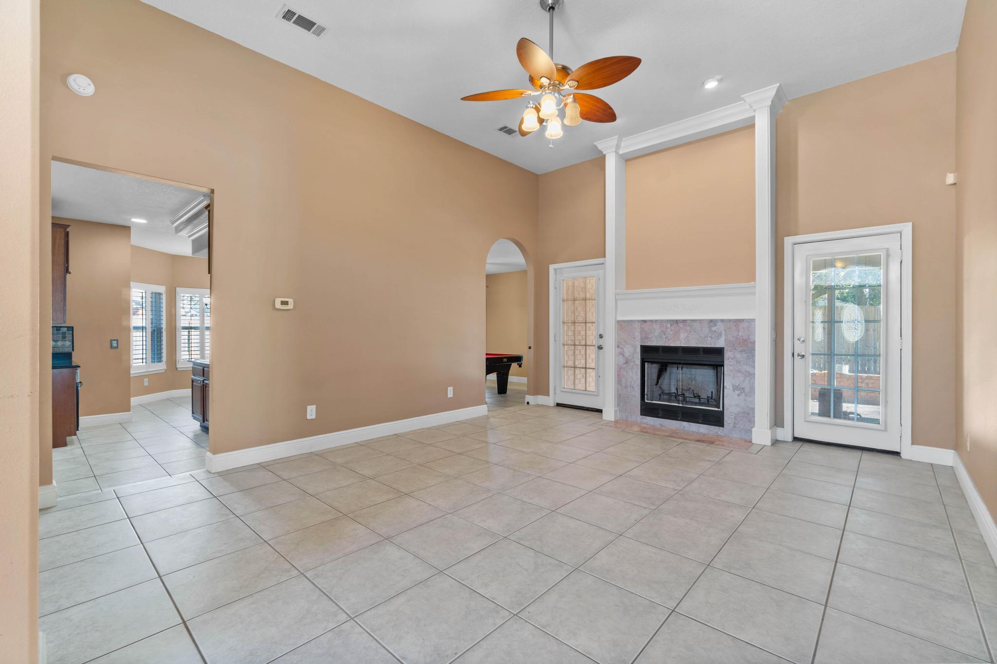 SAVANNAH PLANTATION - Residential