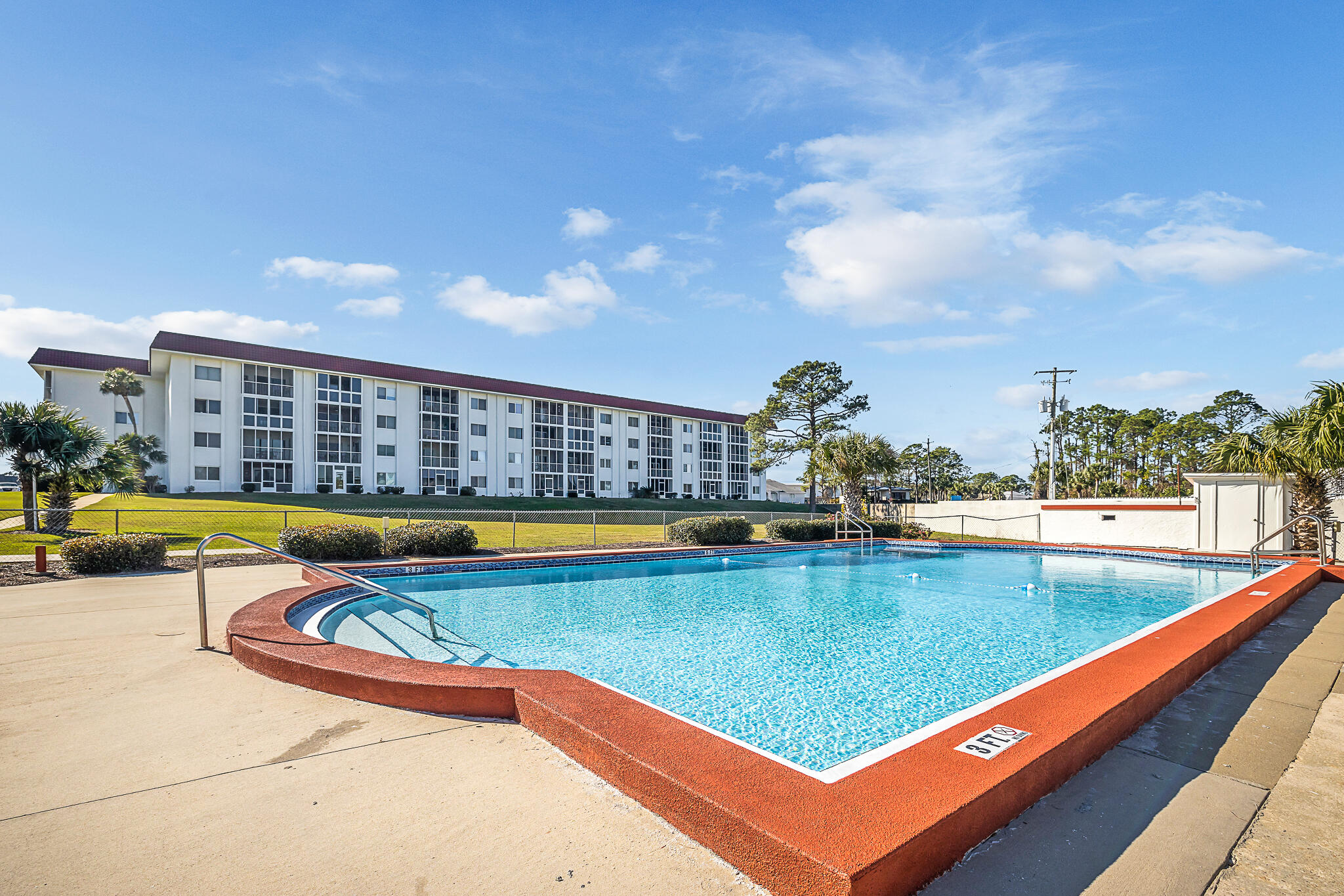 LEISURE 1 CONDO - Residential