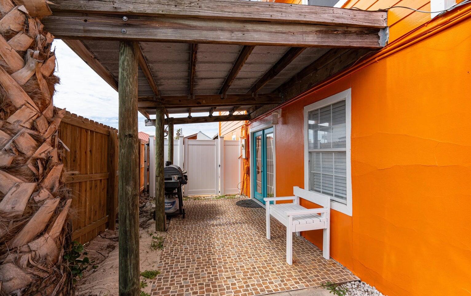 HOLIDAY BEACH - Residential