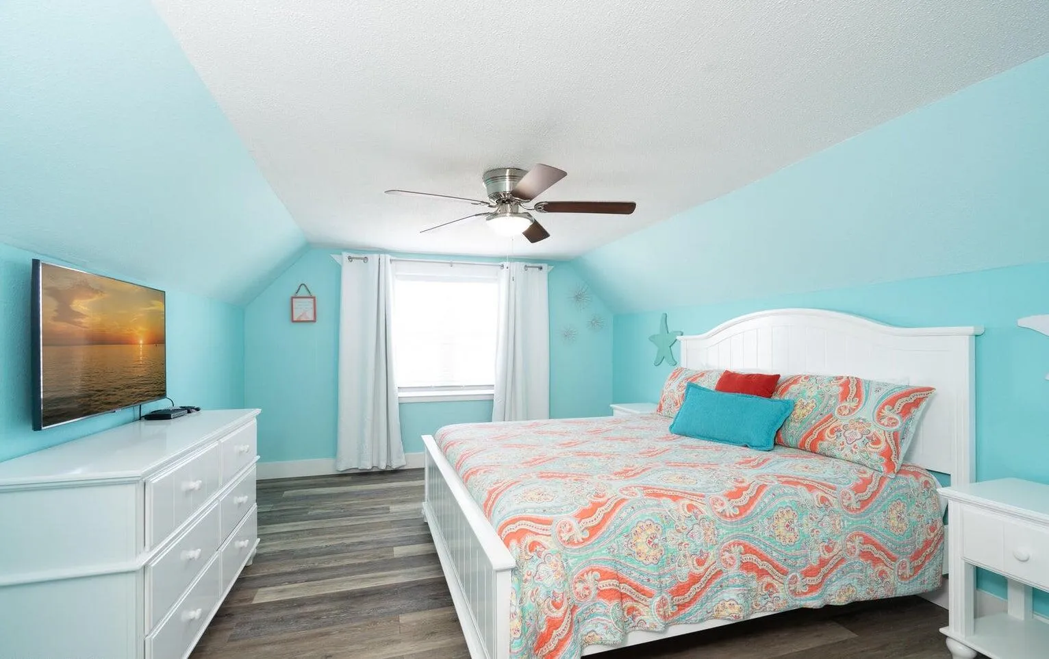 Panama City Beach, Florida 32408, United States, 5 Bedrooms Bedrooms, ,3 BathroomsBathrooms,Residential,Active,43697