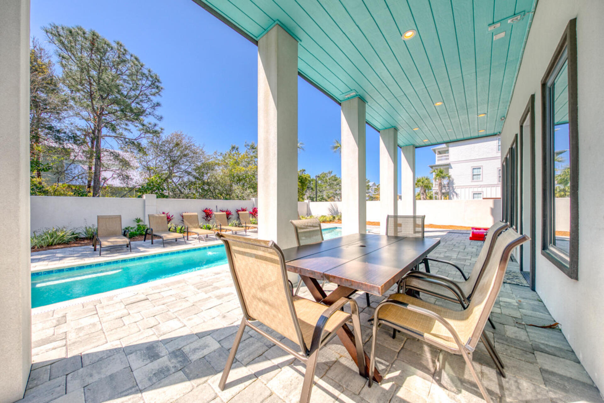 FRANGISTA BEACH 2ND ADDN - Residential