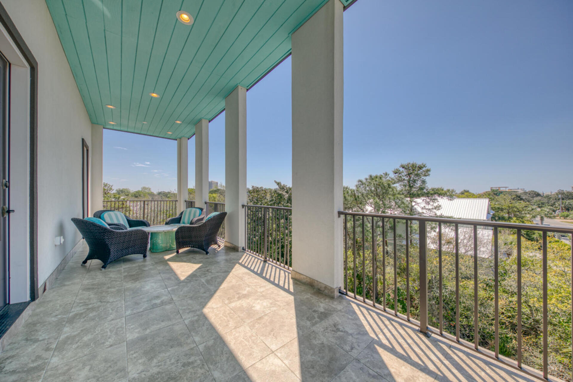 FRANGISTA BEACH 2ND ADDN - Residential
