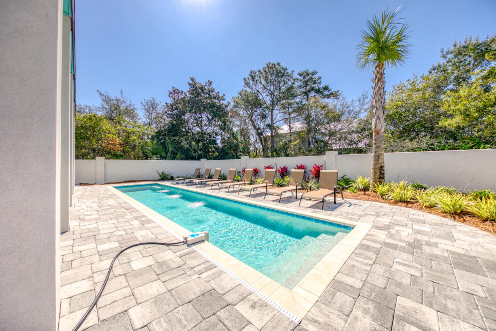 FRANGISTA BEACH 2ND ADDN - Residential