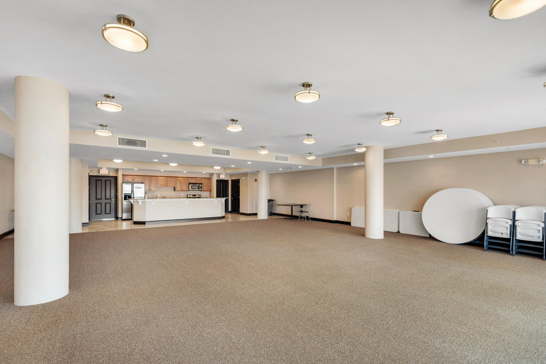 PRESIDIO YACHT CLUB - Residential