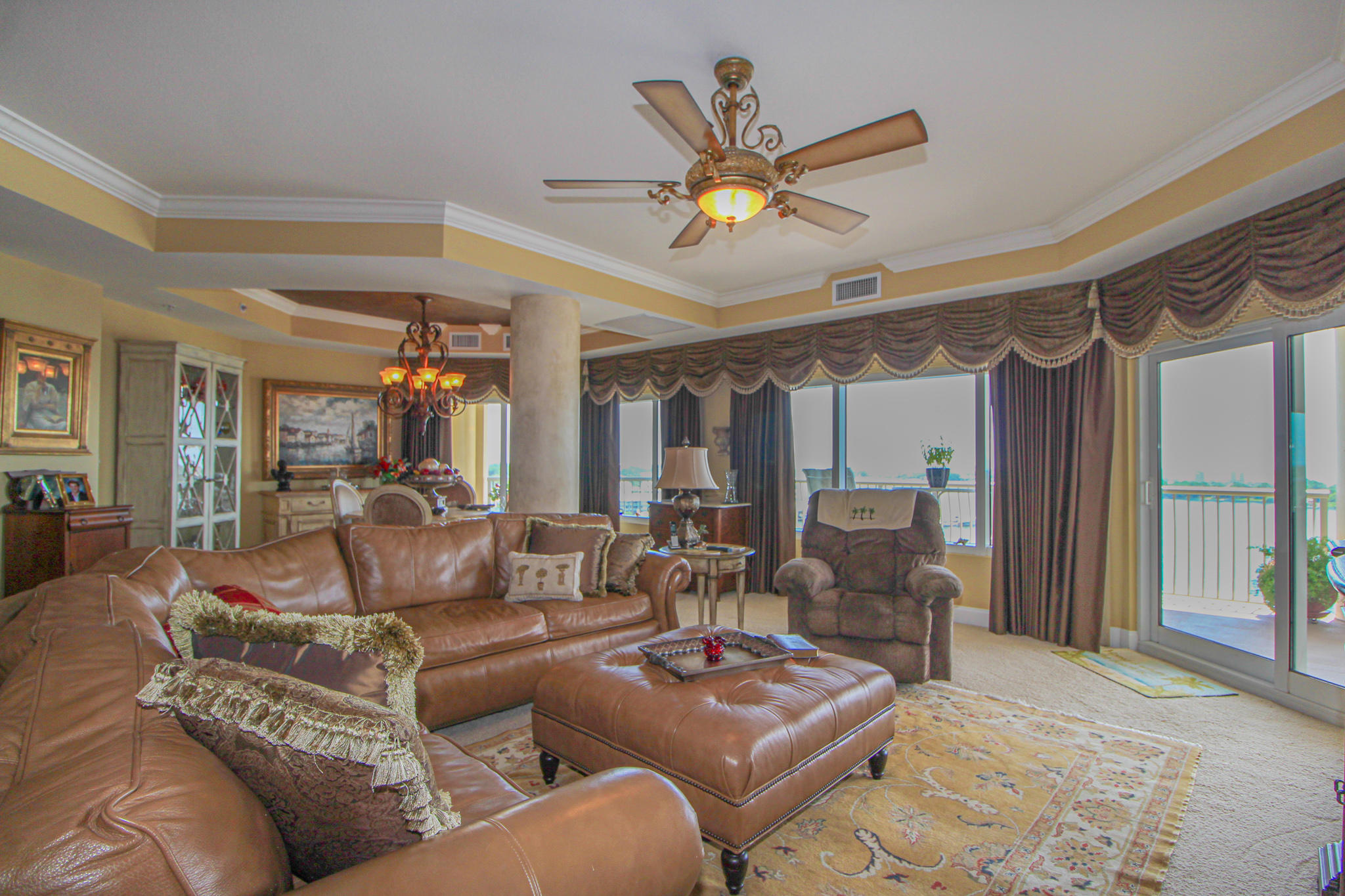 PRESIDIO YACHT CLUB - Residential