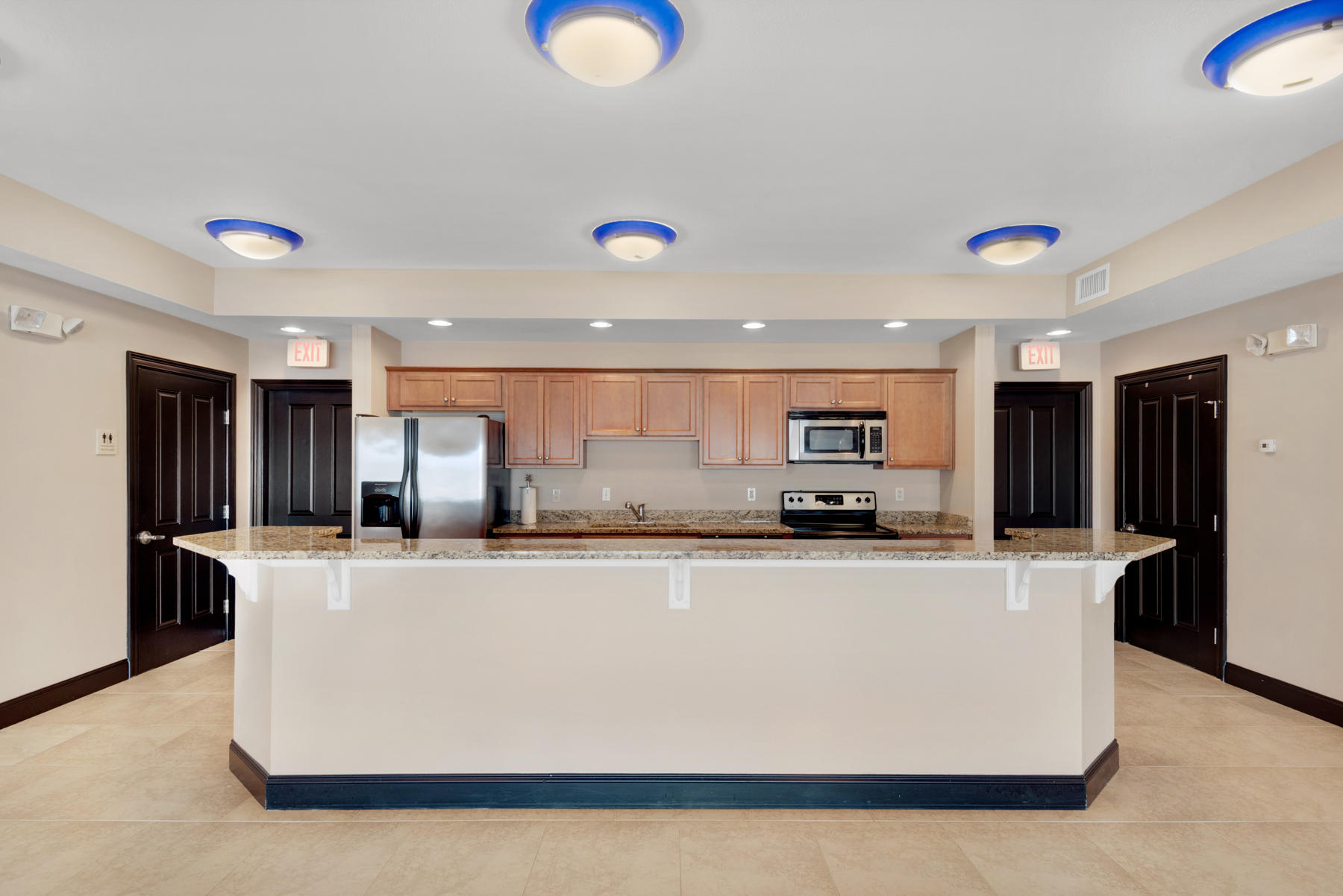 PRESIDIO YACHT CLUB - Residential