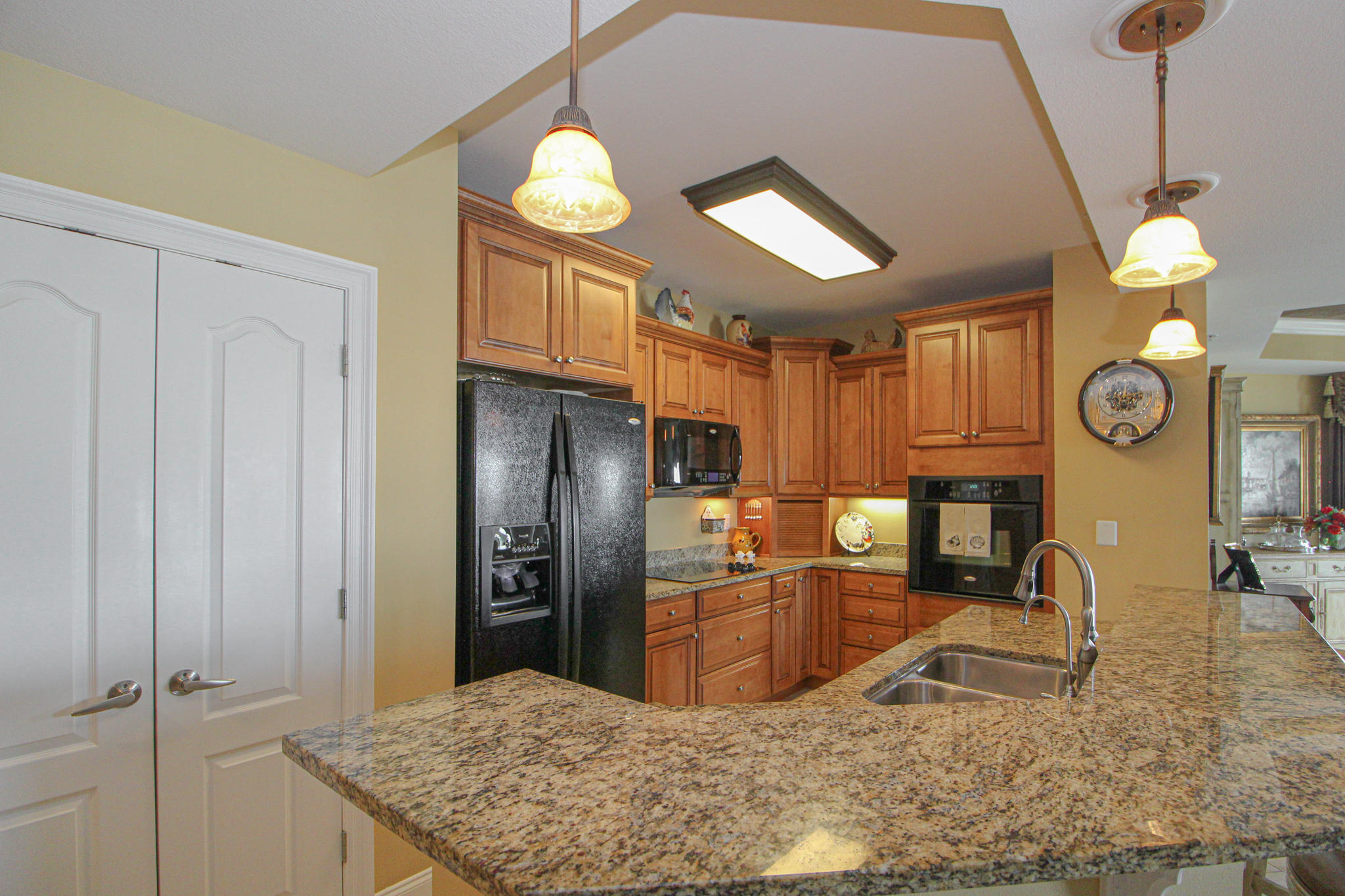 PRESIDIO YACHT CLUB - Residential