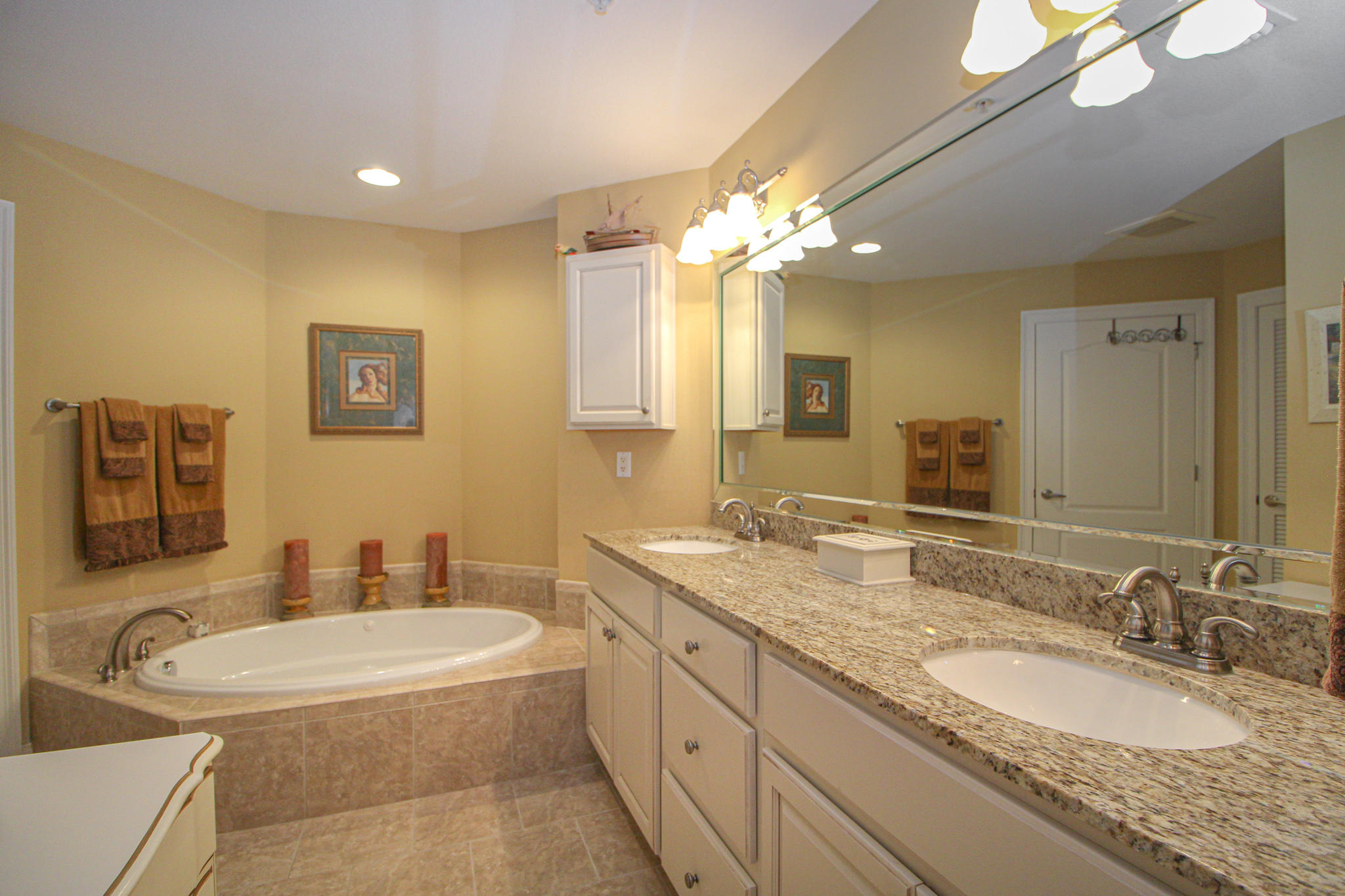 PRESIDIO YACHT CLUB - Residential