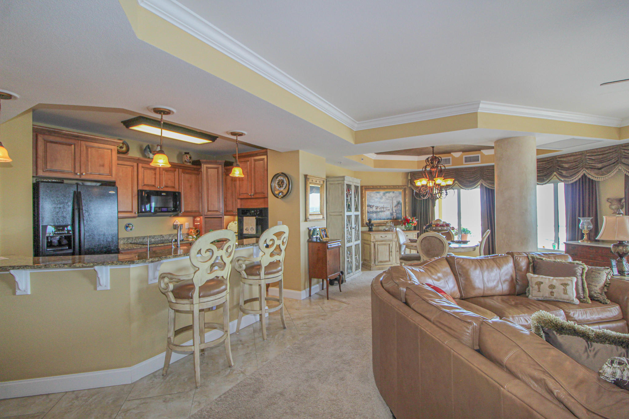 PRESIDIO YACHT CLUB - Residential