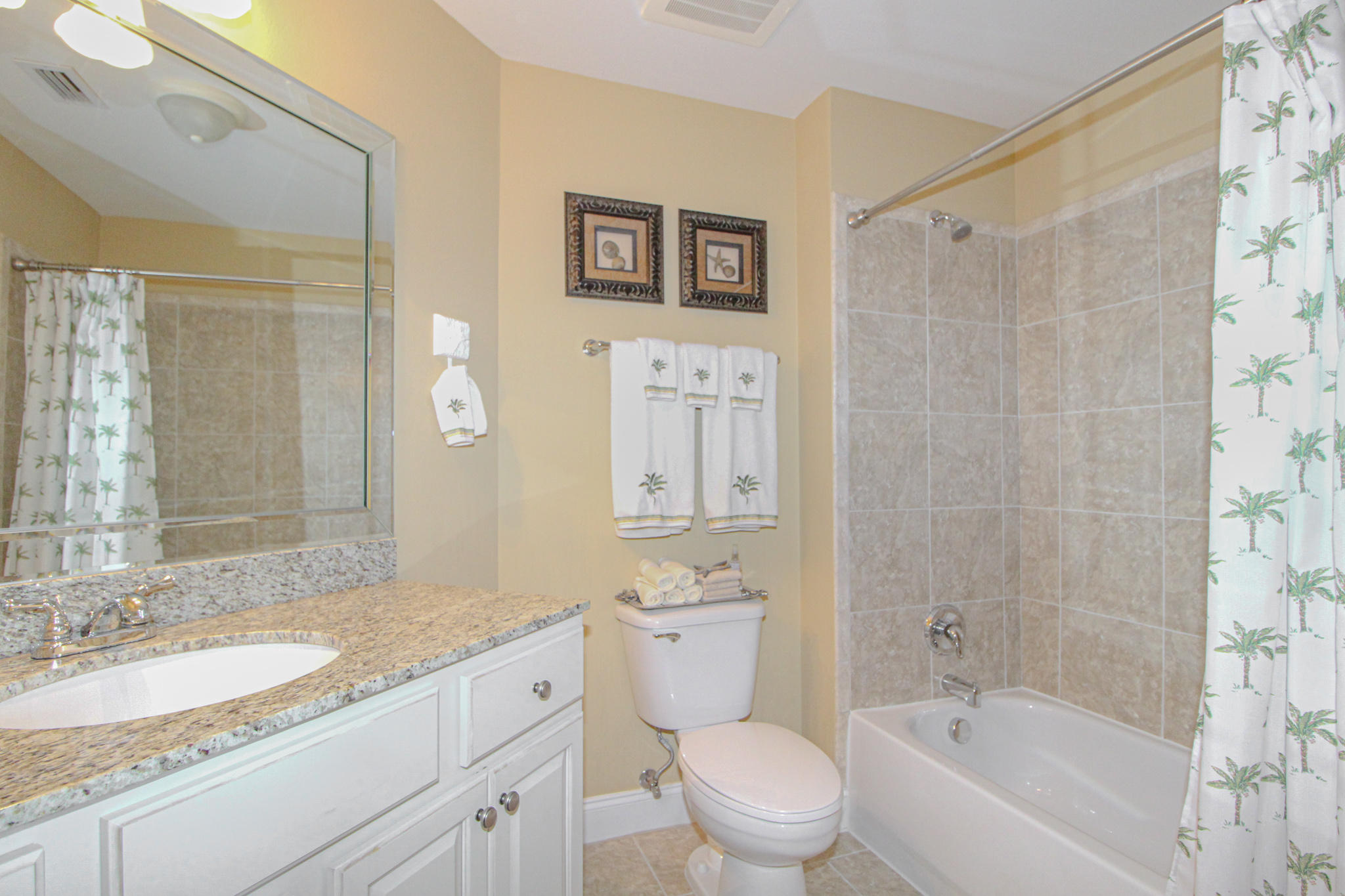 PRESIDIO YACHT CLUB - Residential