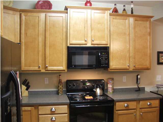 SHADOW PINES - Residential Lease