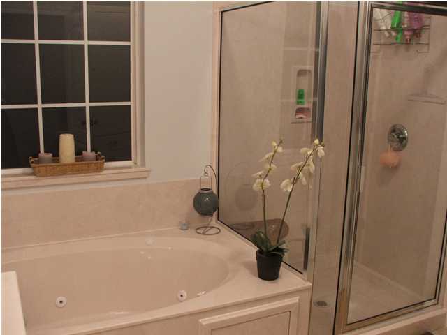 SHADOW PINES - Residential Lease