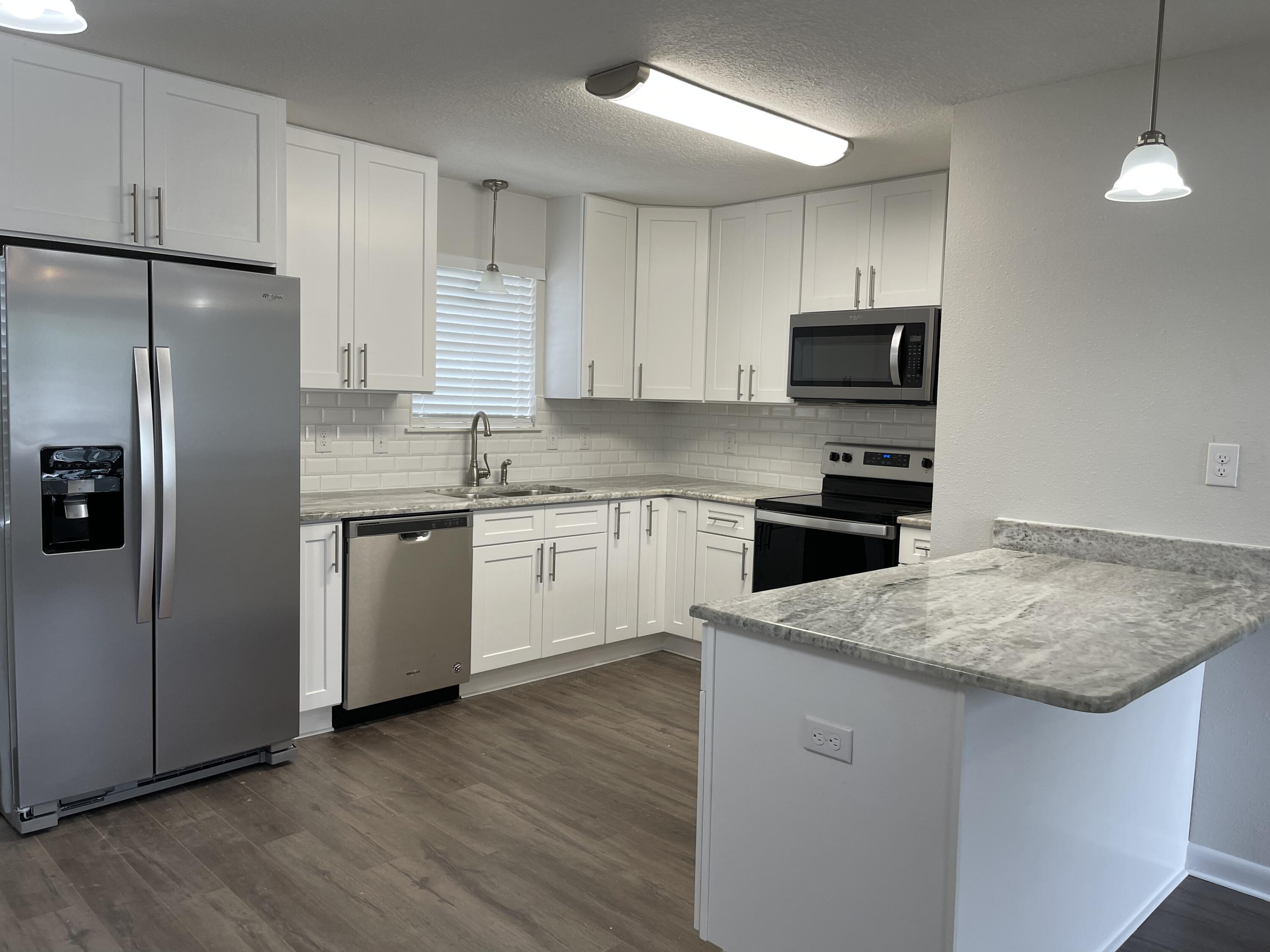 WYNNEHAVEN BEACH ESTATES - Residential