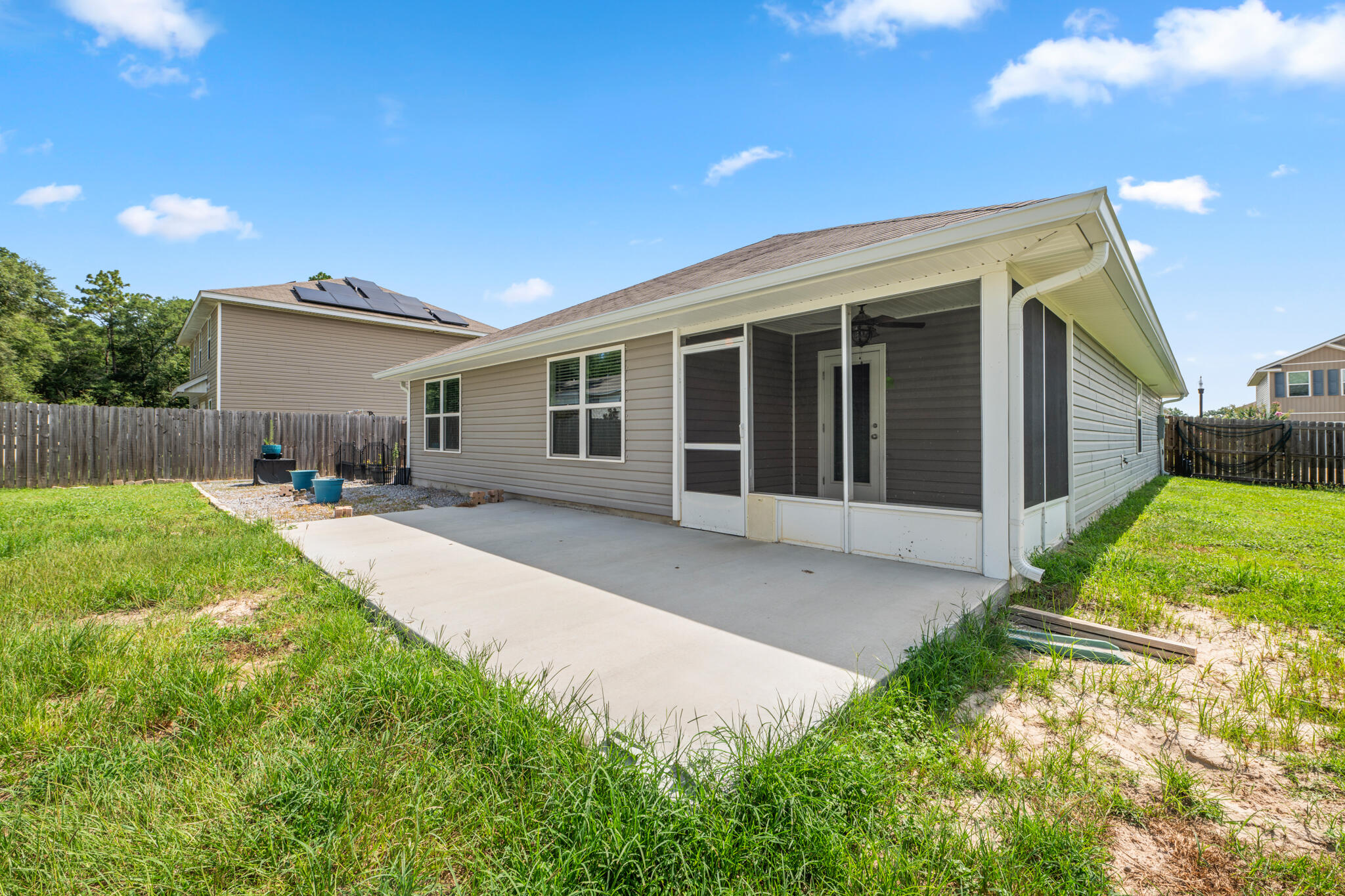MAGNOLIA BEND - Residential