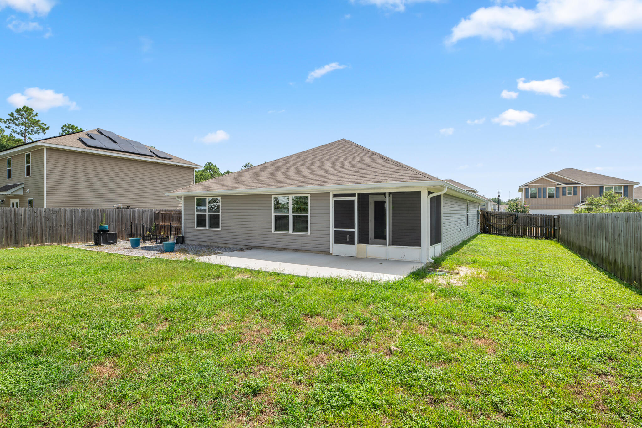 MAGNOLIA BEND - Residential