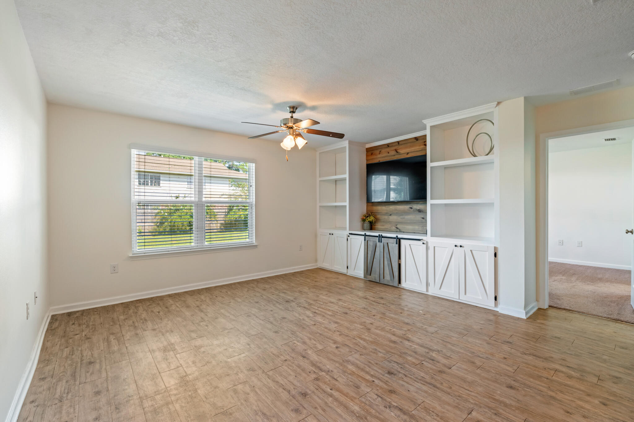 MAGNOLIA BEND - Residential