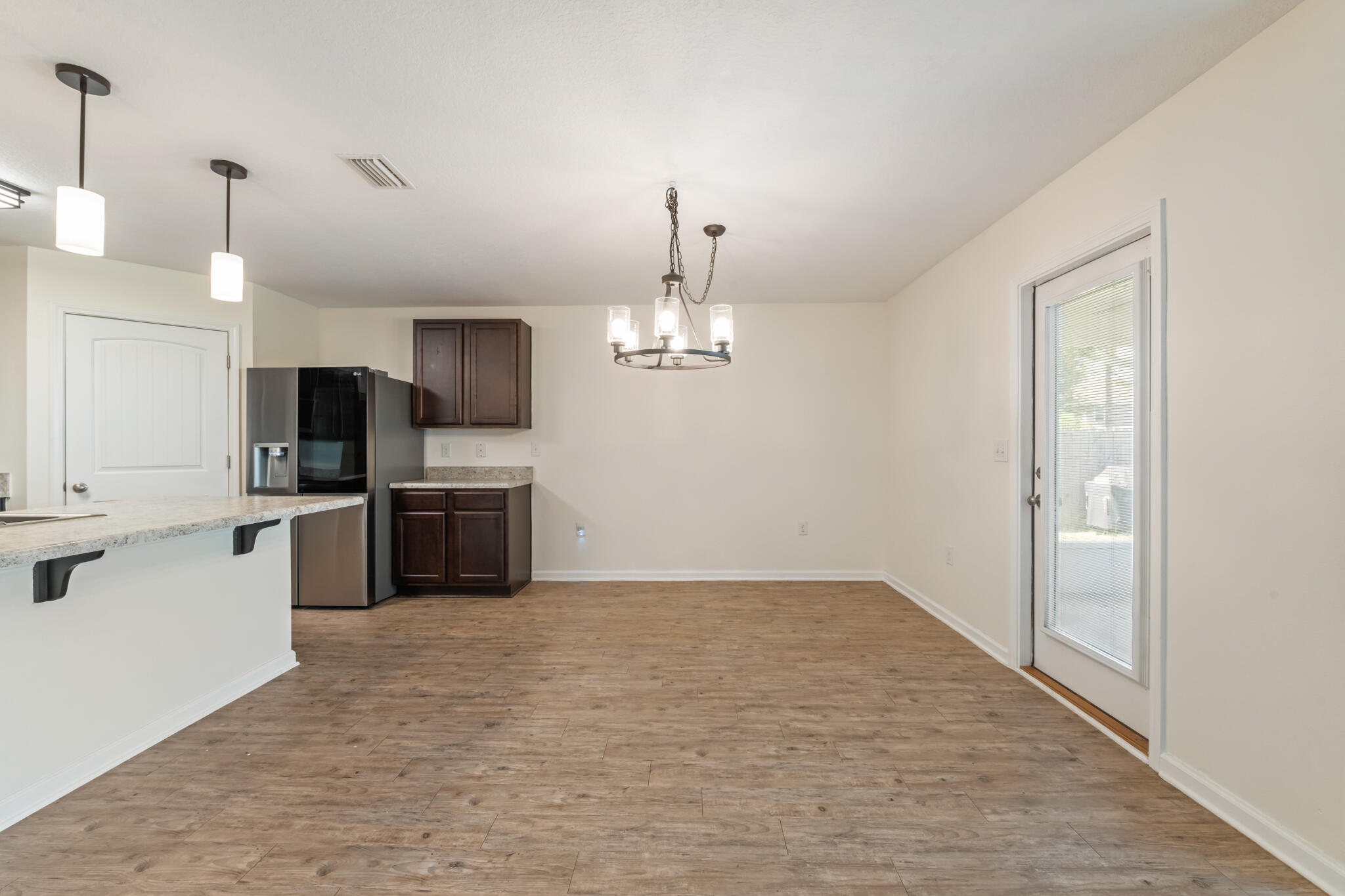 MAGNOLIA BEND - Residential