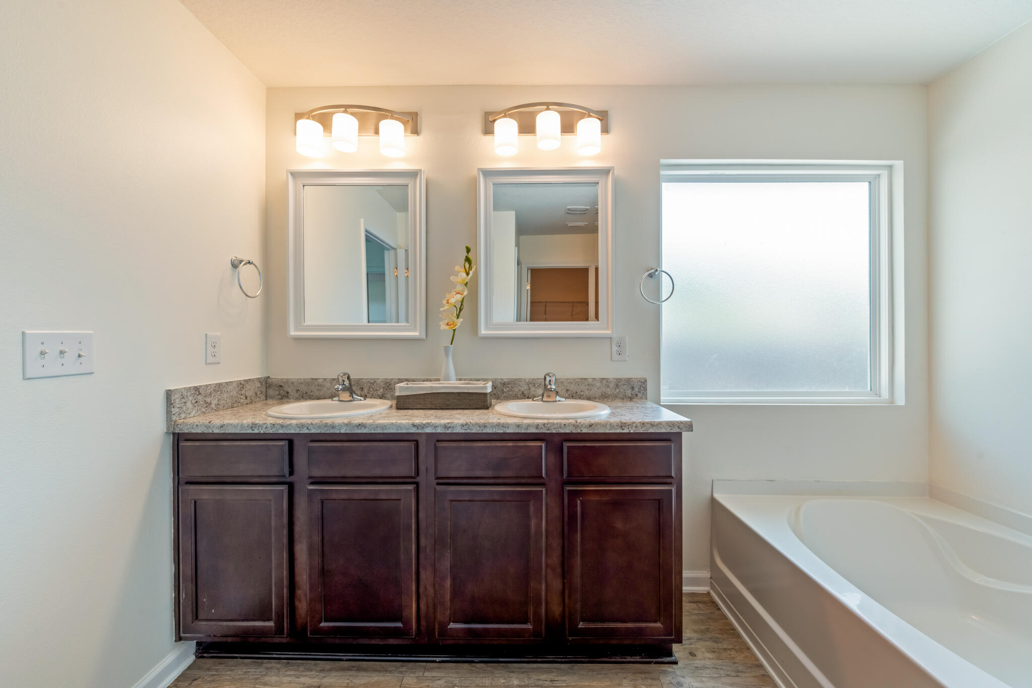 MAGNOLIA BEND - Residential