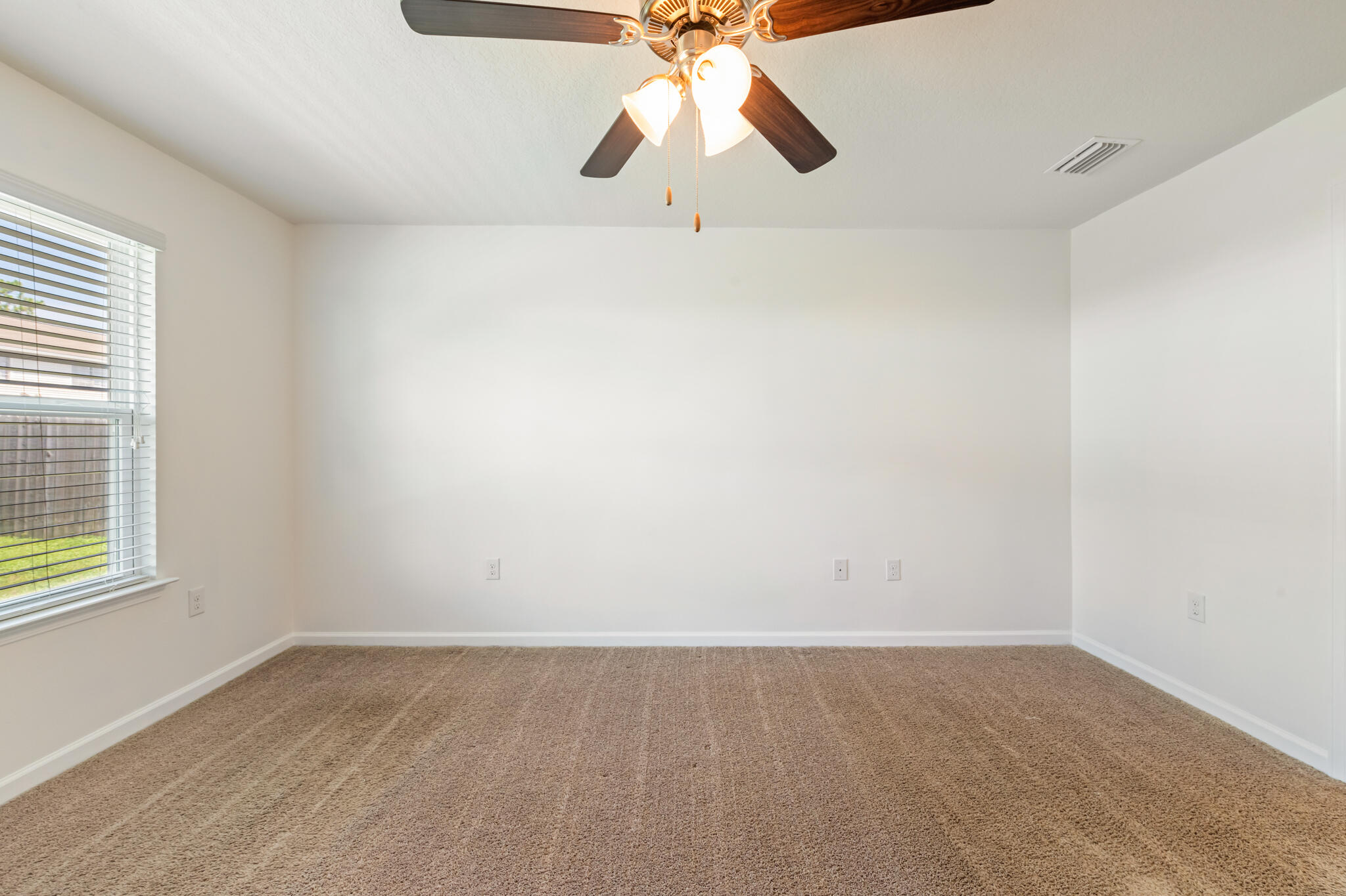 MAGNOLIA BEND - Residential