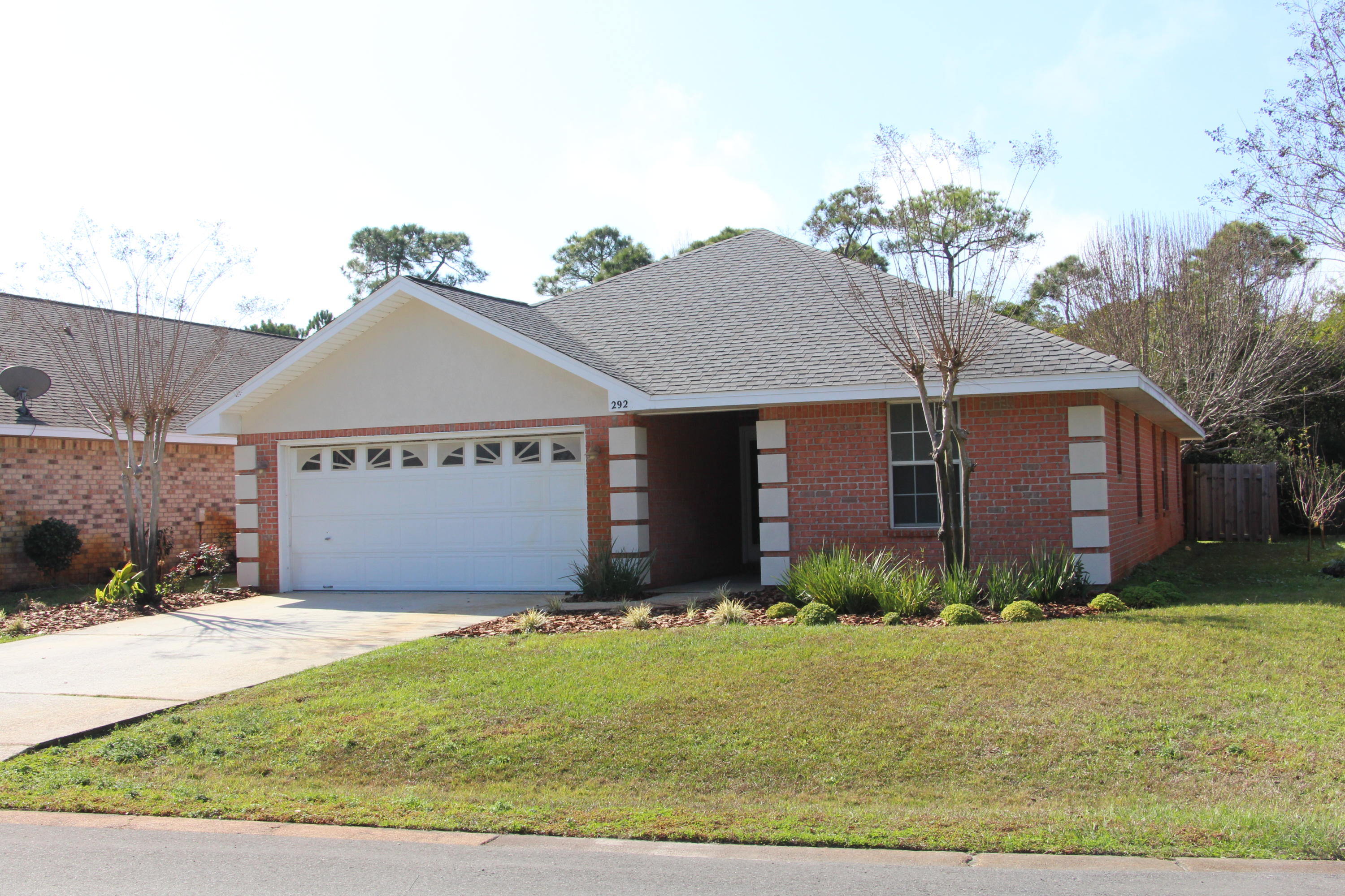 EMERALD LAKES PH 3 - Residential