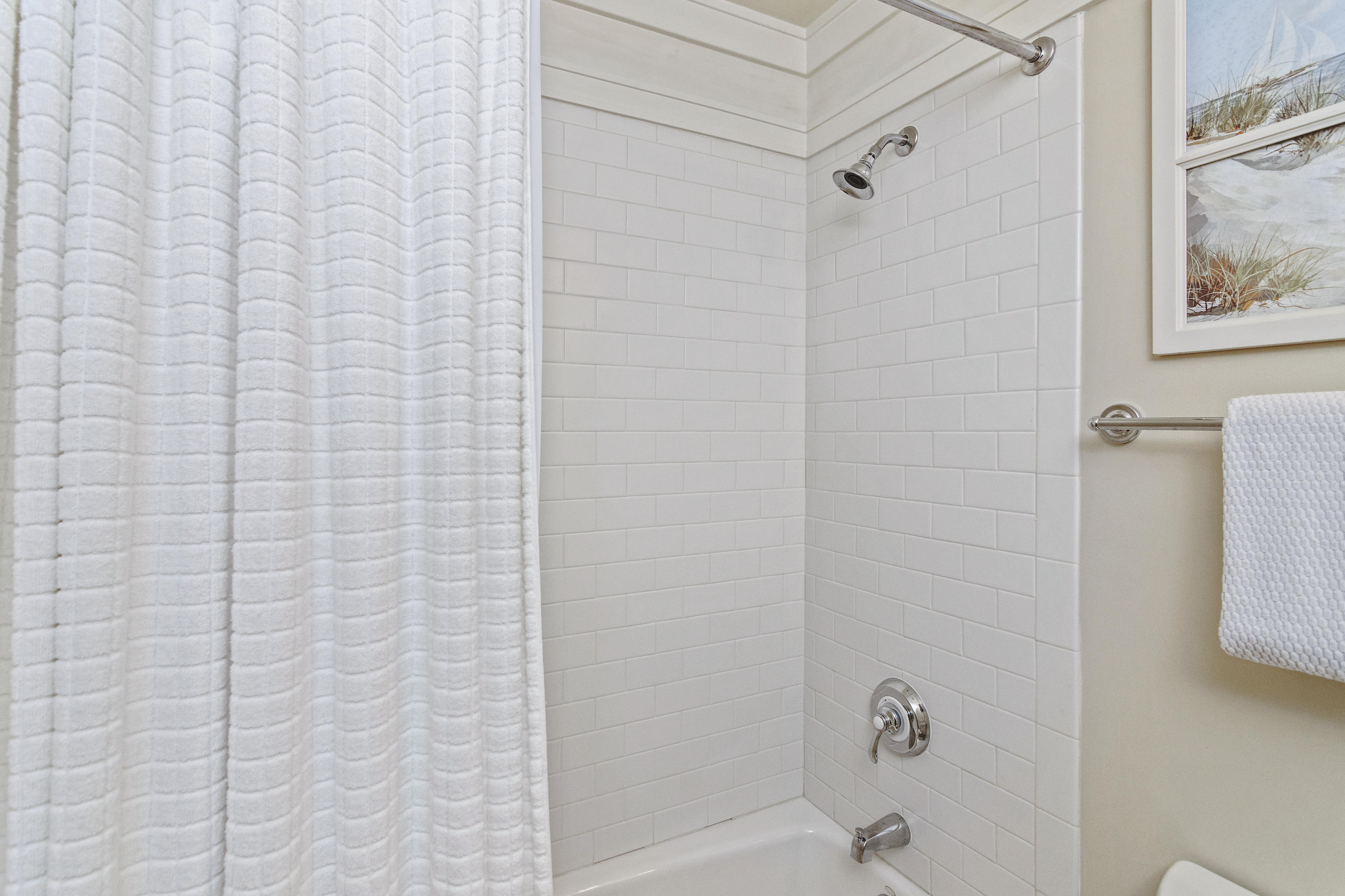 LAKESIDE LODGE AT PROSPECT POINT - Residential