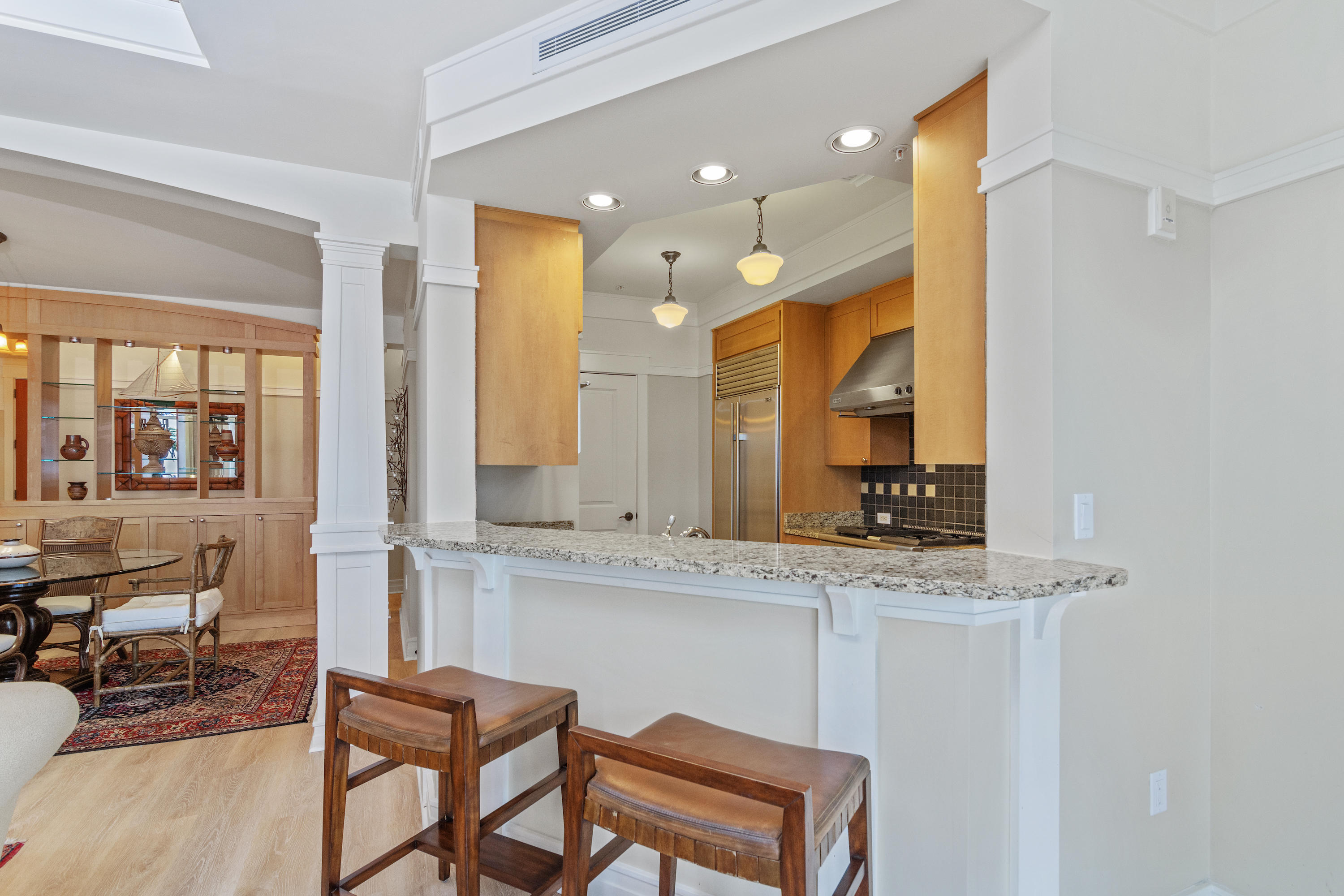 LAKESIDE LODGE AT PROSPECT POINT - Residential