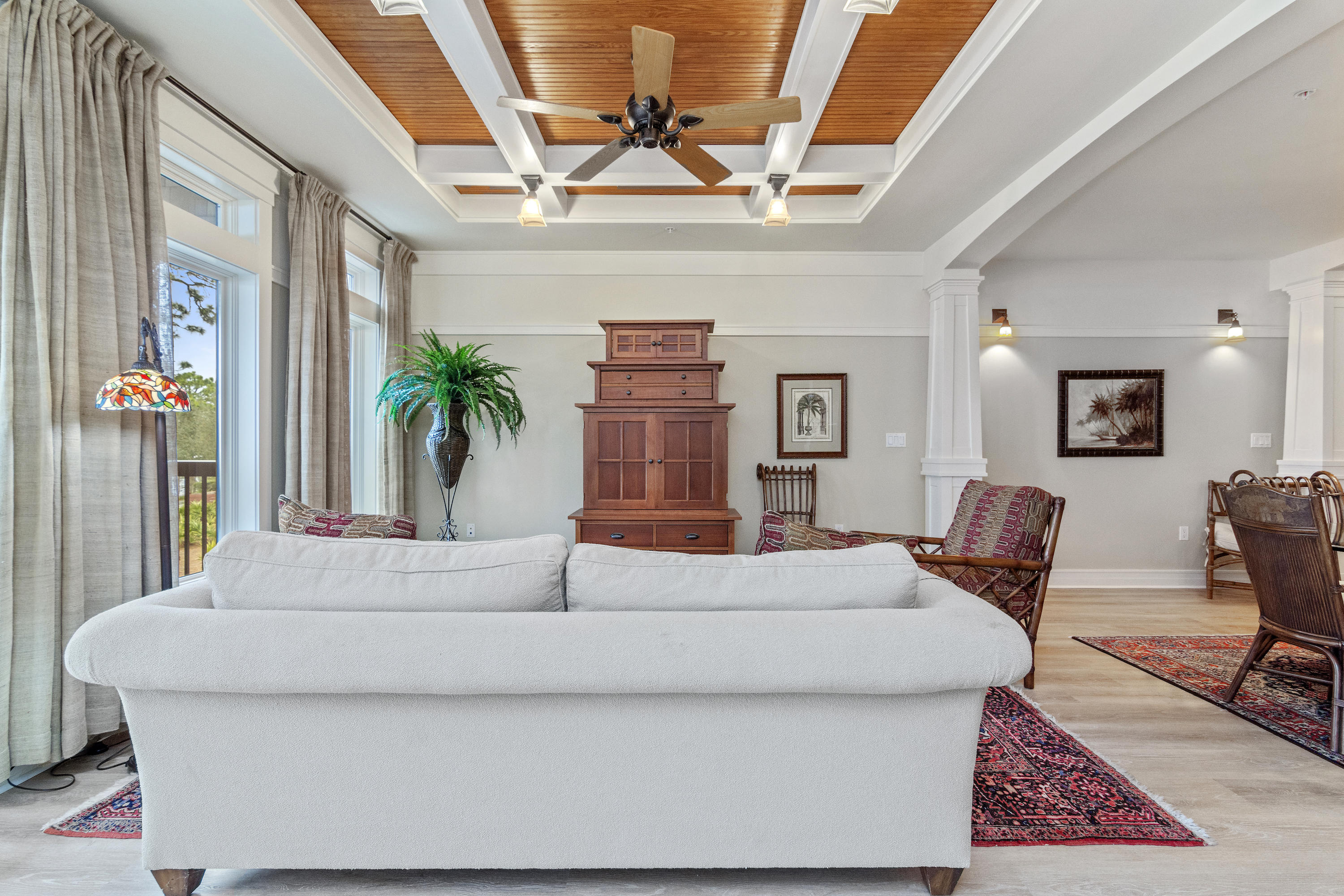 LAKESIDE LODGE AT PROSPECT POINT - Residential