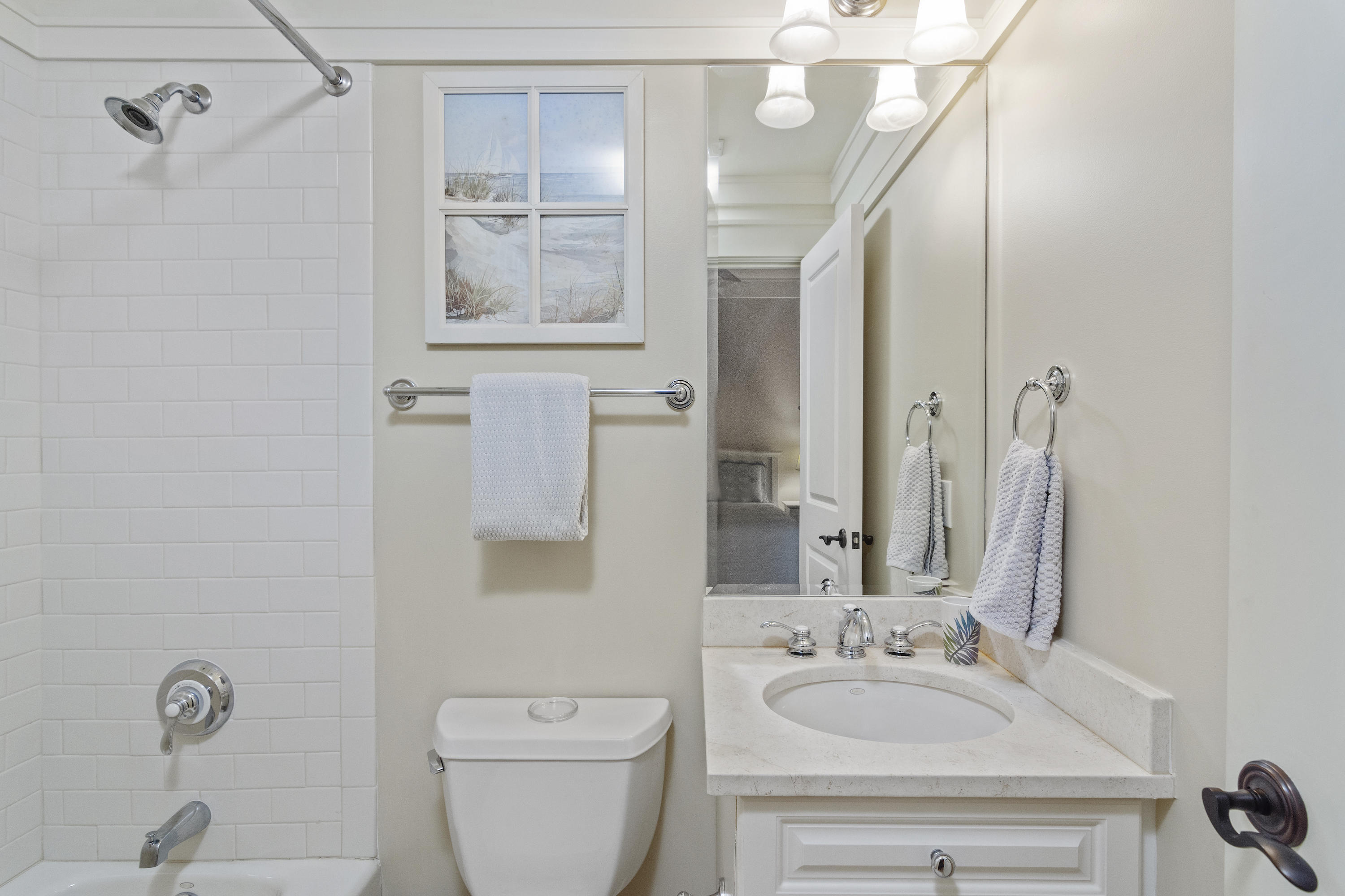 LAKESIDE LODGE AT PROSPECT POINT - Residential