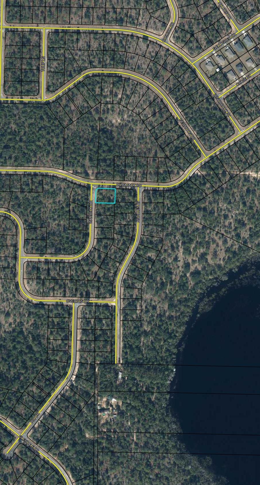 This lot is priced right and ideal for a builder / developer. Large .34 CORNER acre lot is a plus for a builder or a family wanting to build . Sunny Hills is ideal for someone wanting country living with clubhouse and golf course without paying high HOA fees. Other than the clubhouse and beautiful Green Golf turf, Sunny Hills offers numerous lakes with white sandy beaches and clear water throughout for recreational activities such as swimming, boating, and fishing, but also provides a short drive, approximately 45 minutes to Panama City beaches, entertainment, dining, malls, and airport.