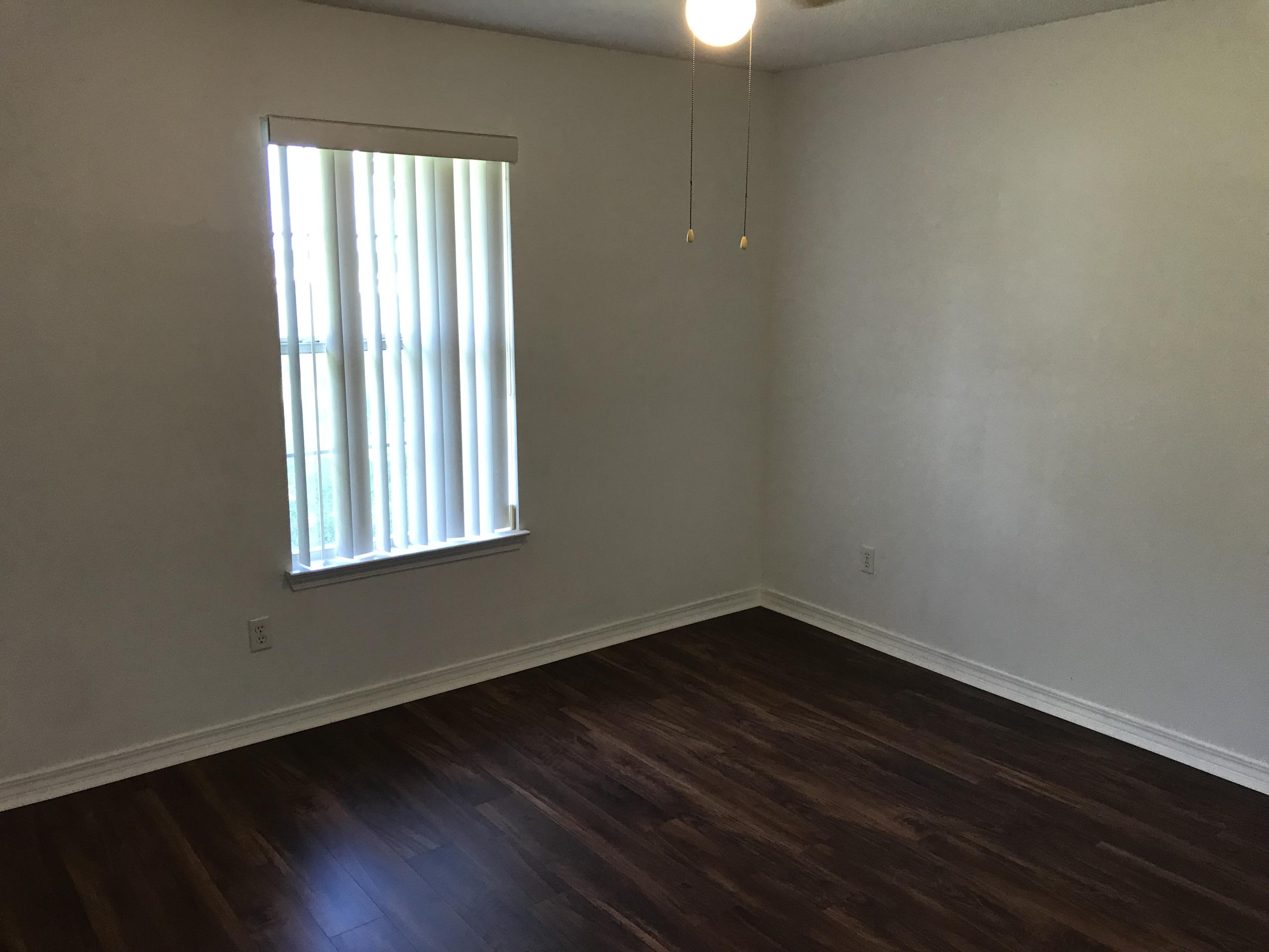 RIVERCHASE S/D PH 3 - Residential Lease