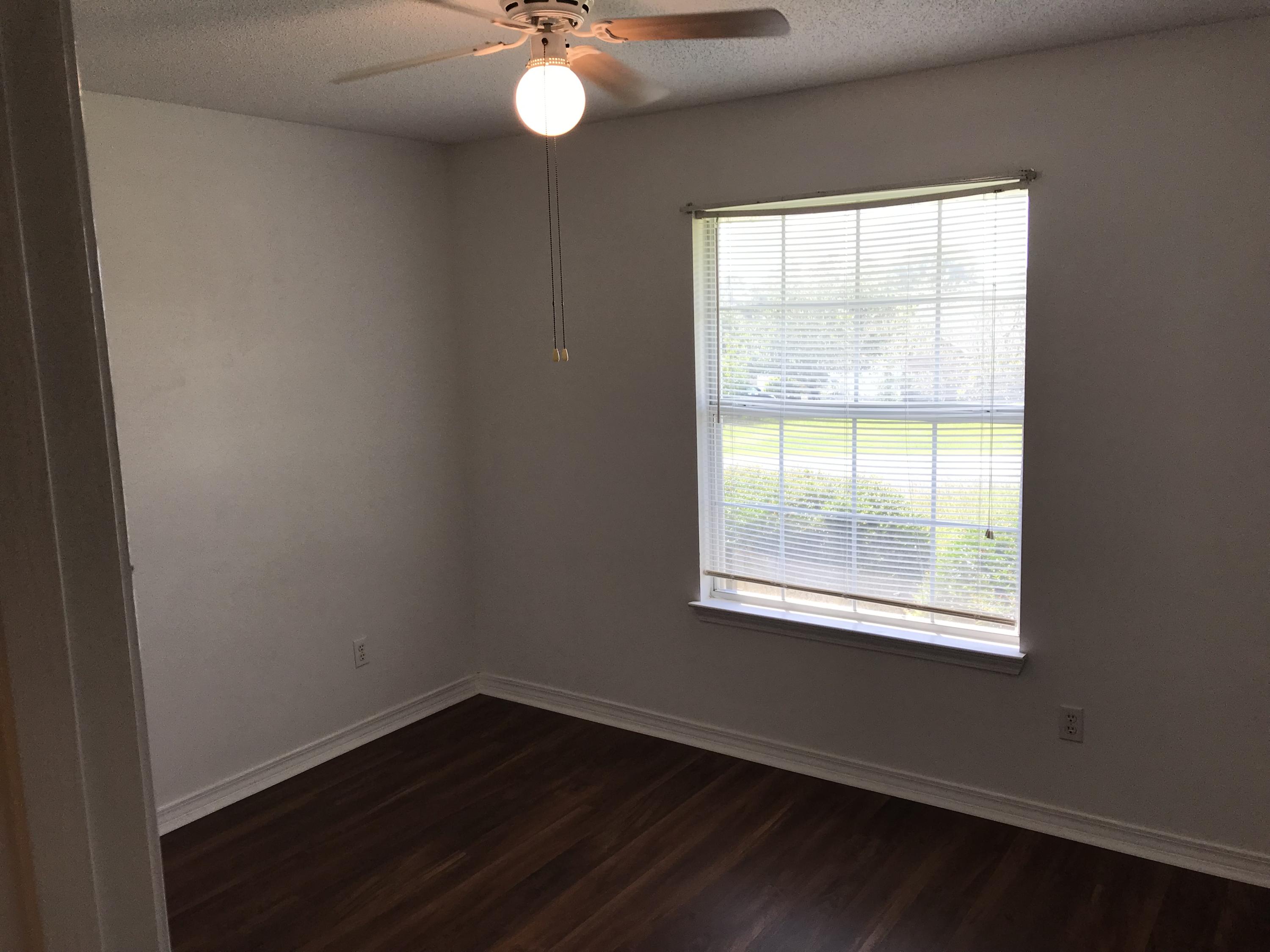 RIVERCHASE S/D PH 3 - Residential Lease