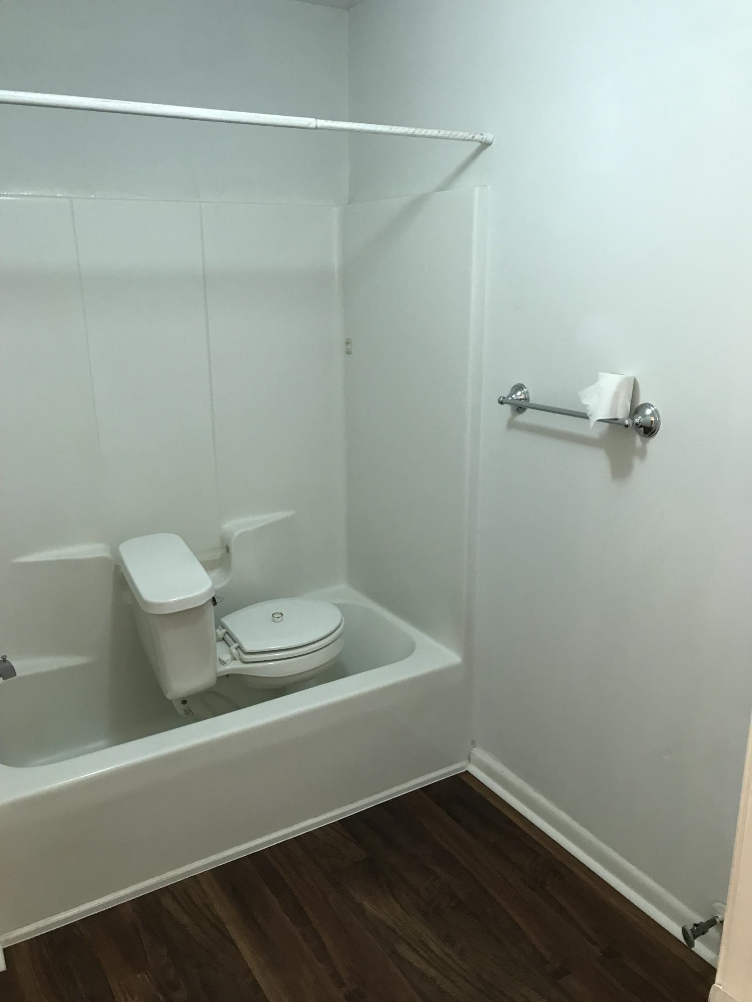 RIVERCHASE S/D PH 3 - Residential Lease