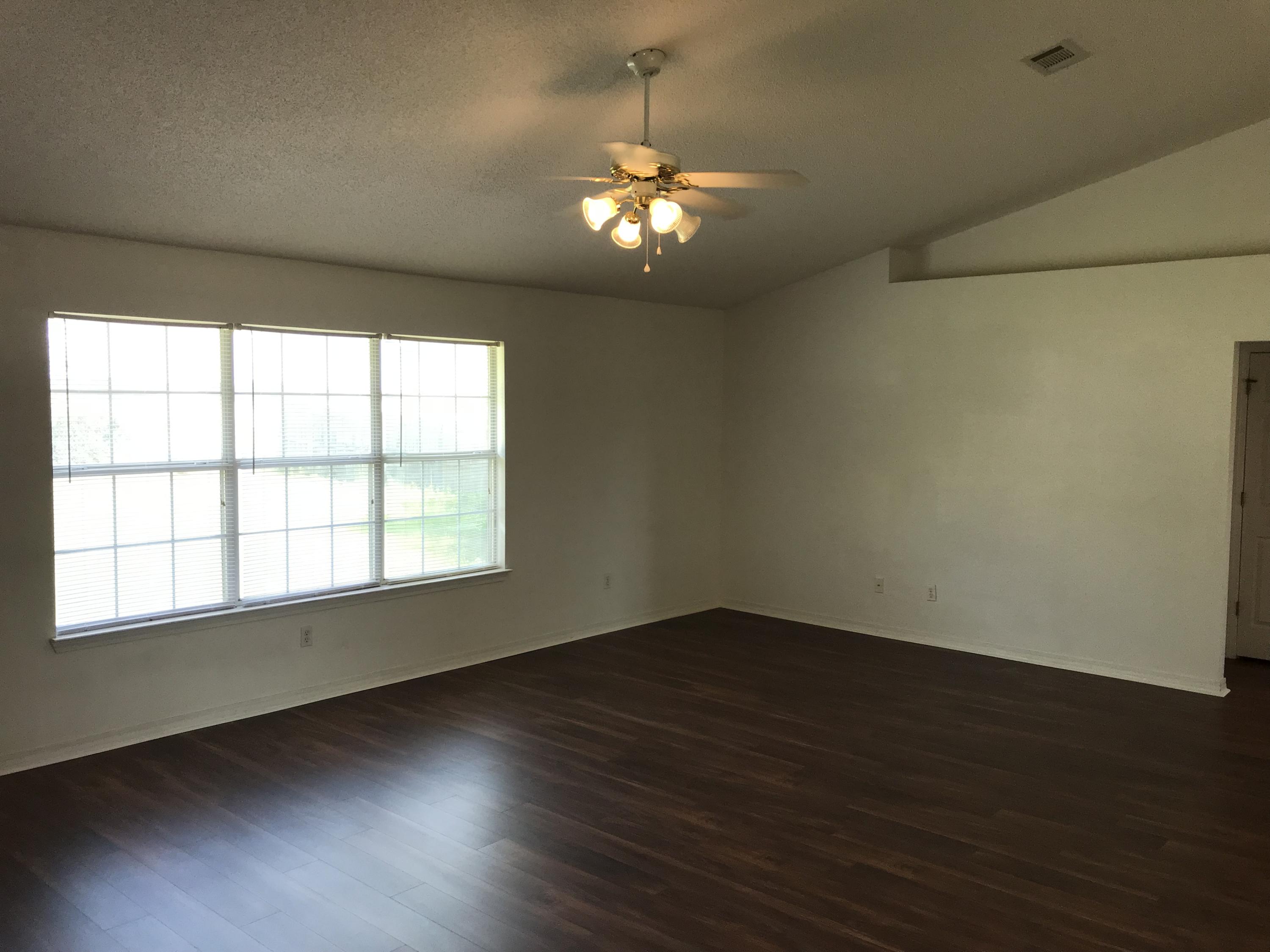 RIVERCHASE S/D PH 3 - Residential Lease