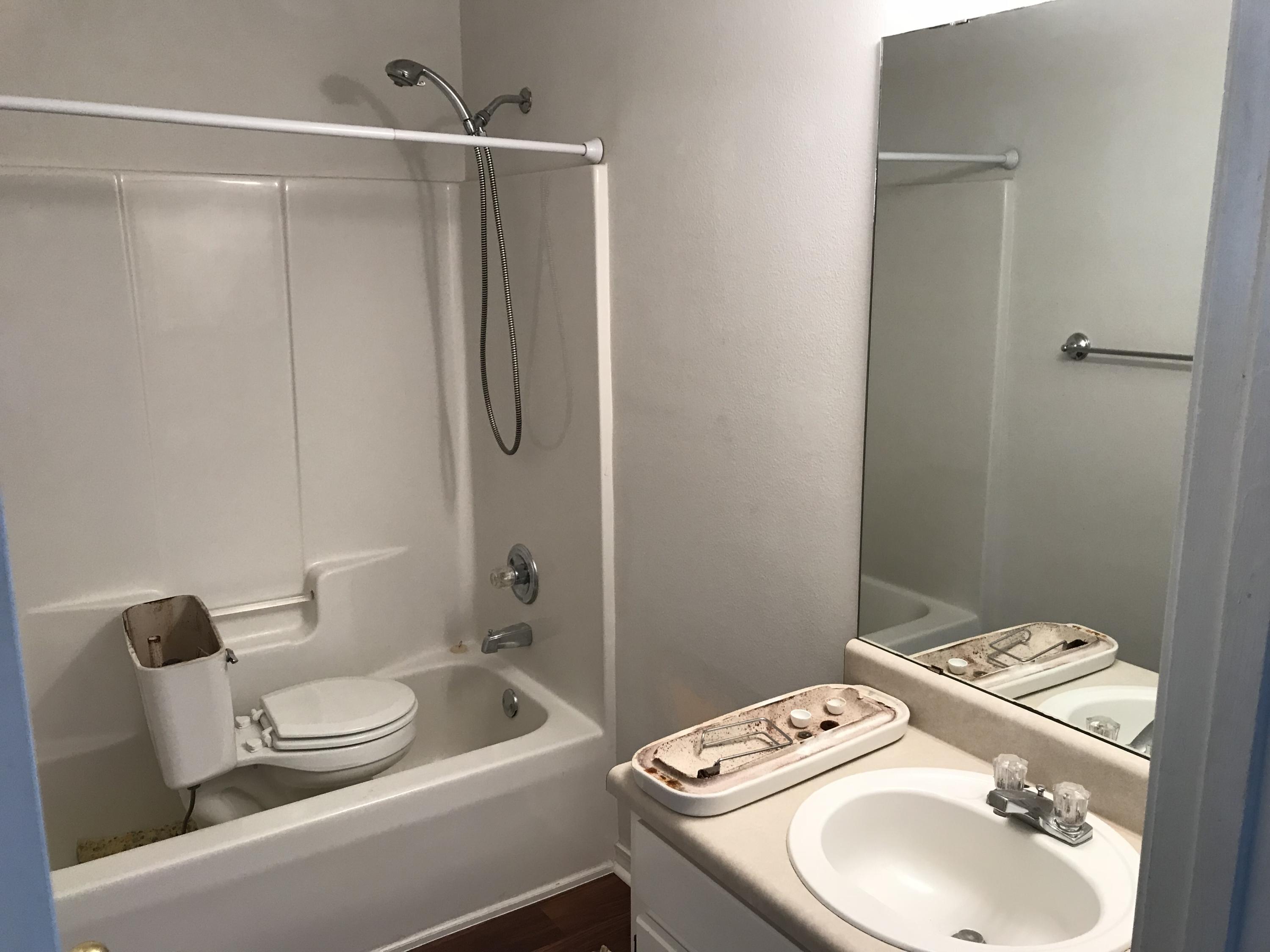 RIVERCHASE S/D PH 3 - Residential Lease