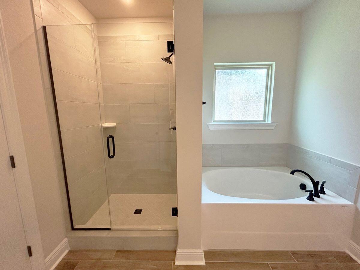 HAMMOCK BAY - STARBURST - Residential