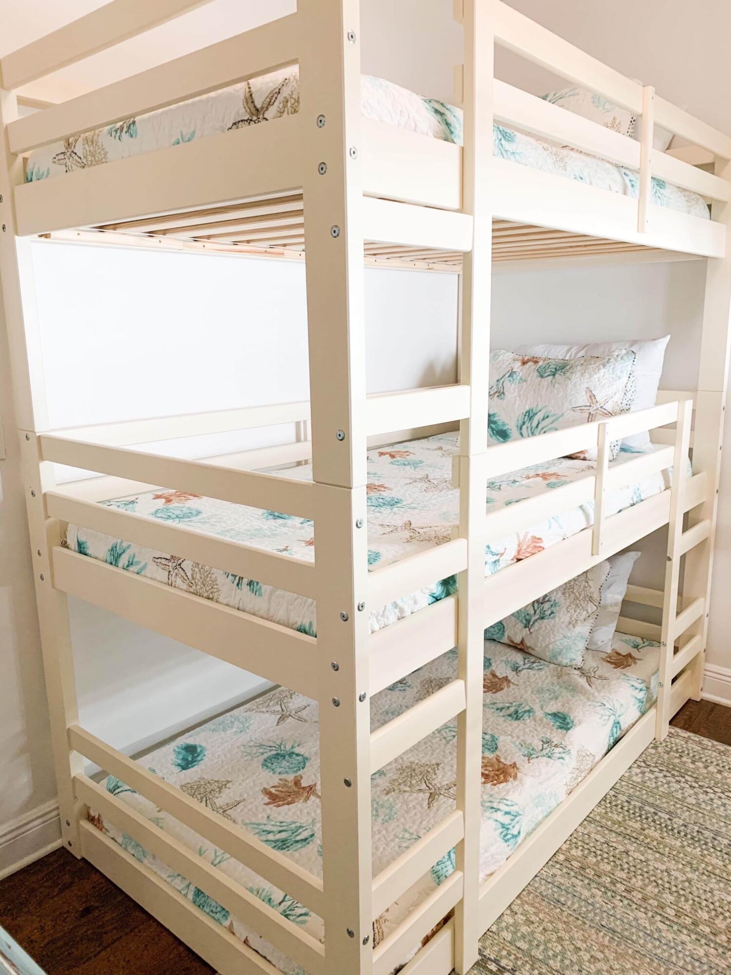 SANTA ROSA GOLF VILLAS - Residential