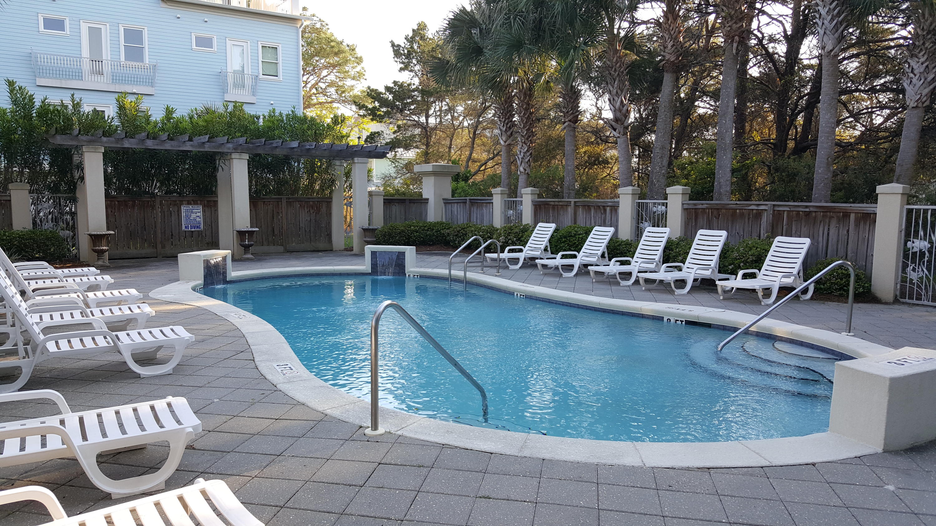 COASTAL DUNES - Residential