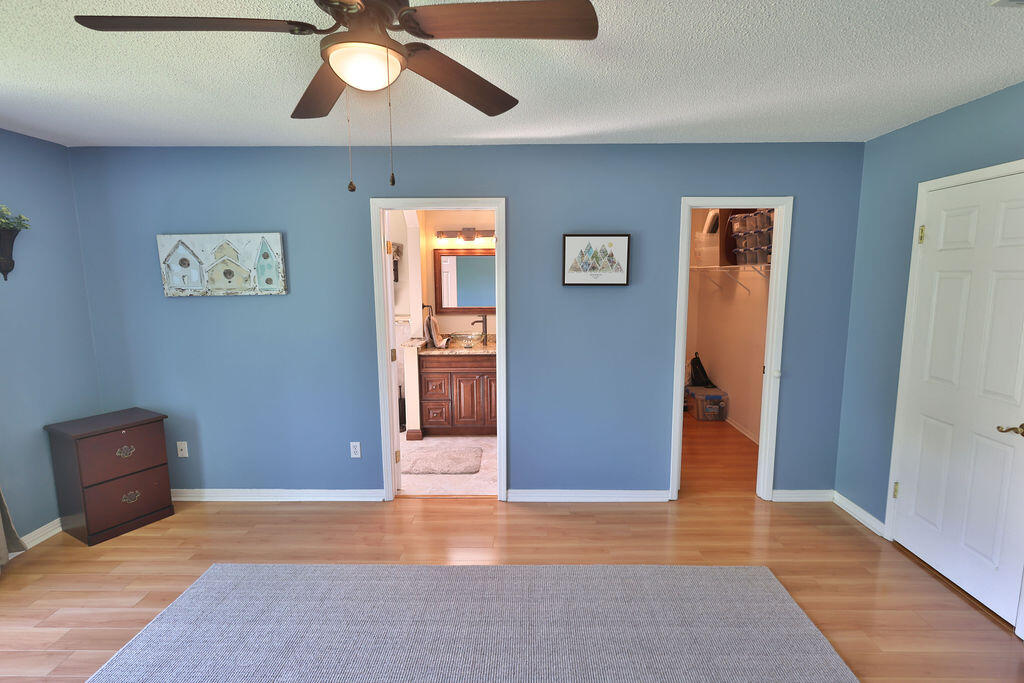 EMERALD POINTE - Residential